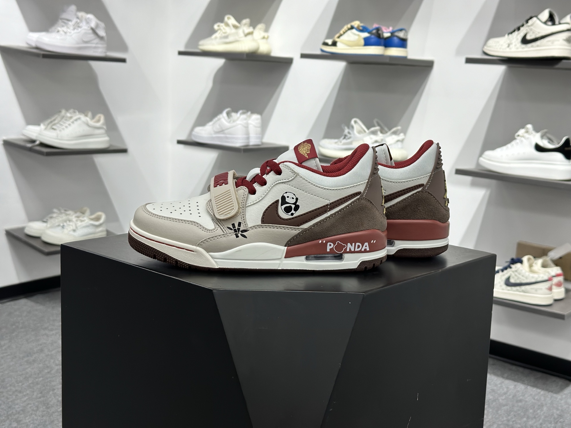 Air Jordan Legacy 312 ”慵懒大熊猫”国风特殊手绘/私人定制乔丹篮球鞋系列 IQ9785-161