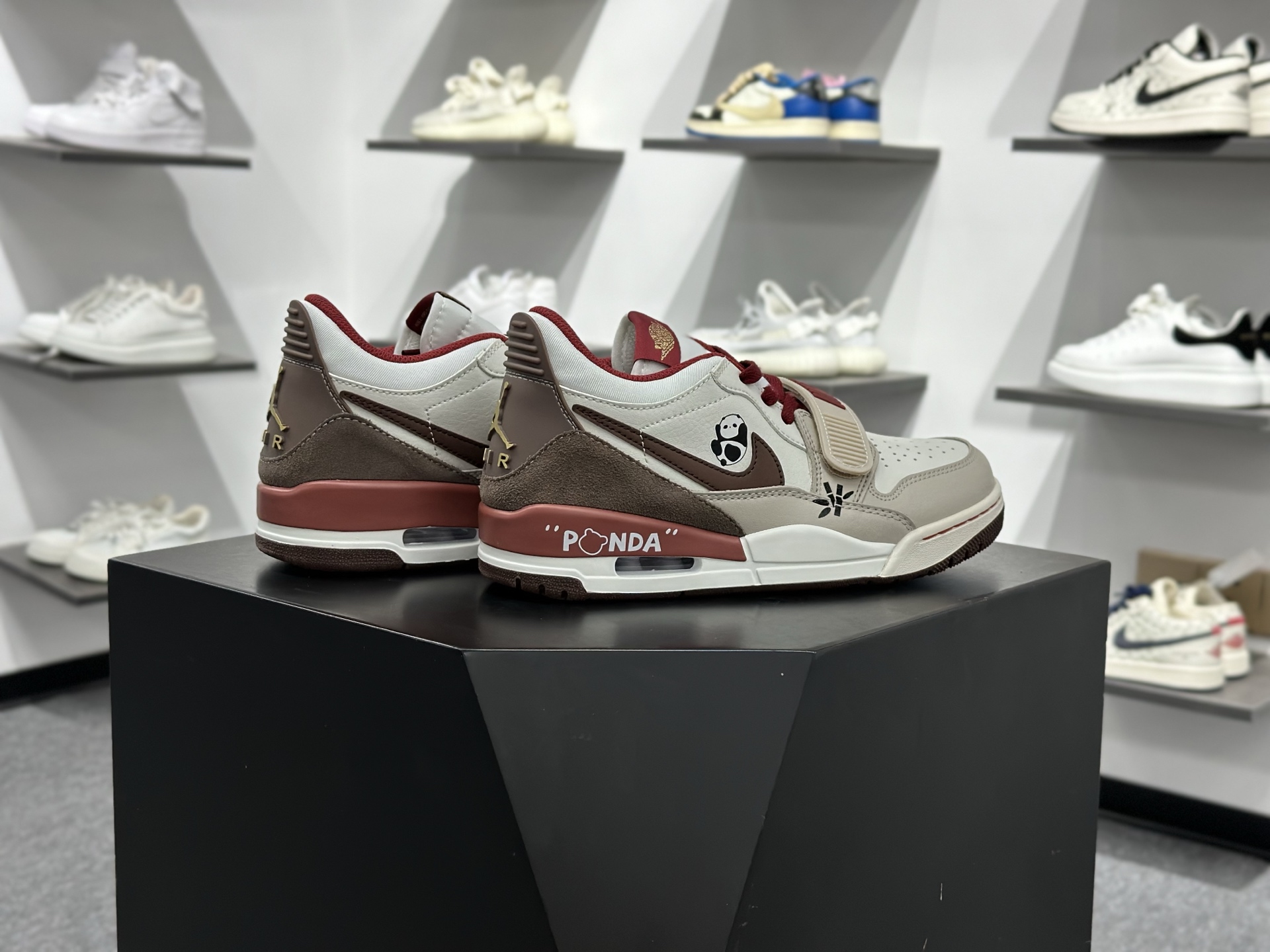 Air Jordan Legacy 312 ”慵懒大熊猫”国风特殊手绘/私人定制乔丹篮球鞋系列 IQ9785-161