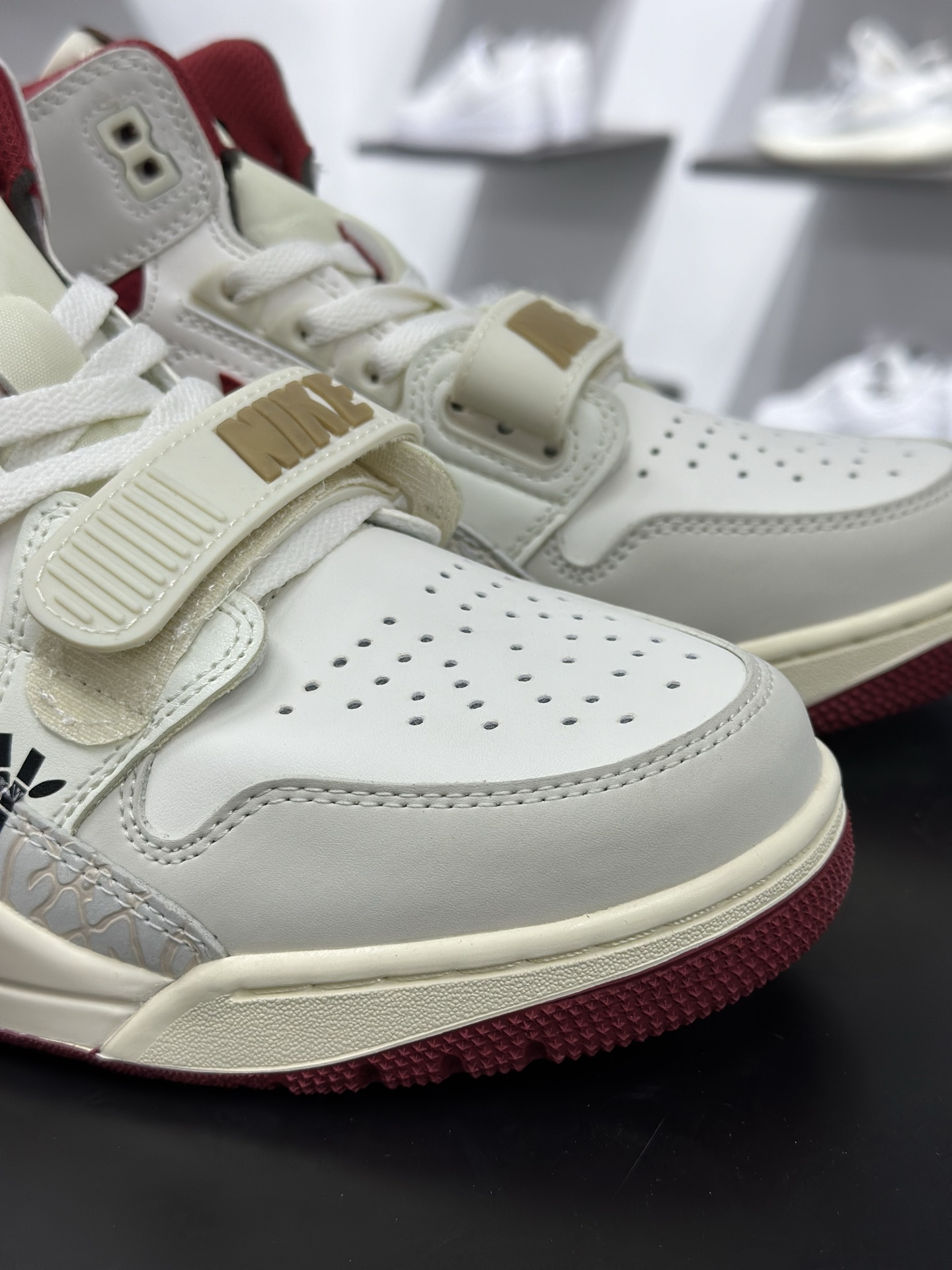 Air Jordan Legacy 312 马年限定 IQ9783-121