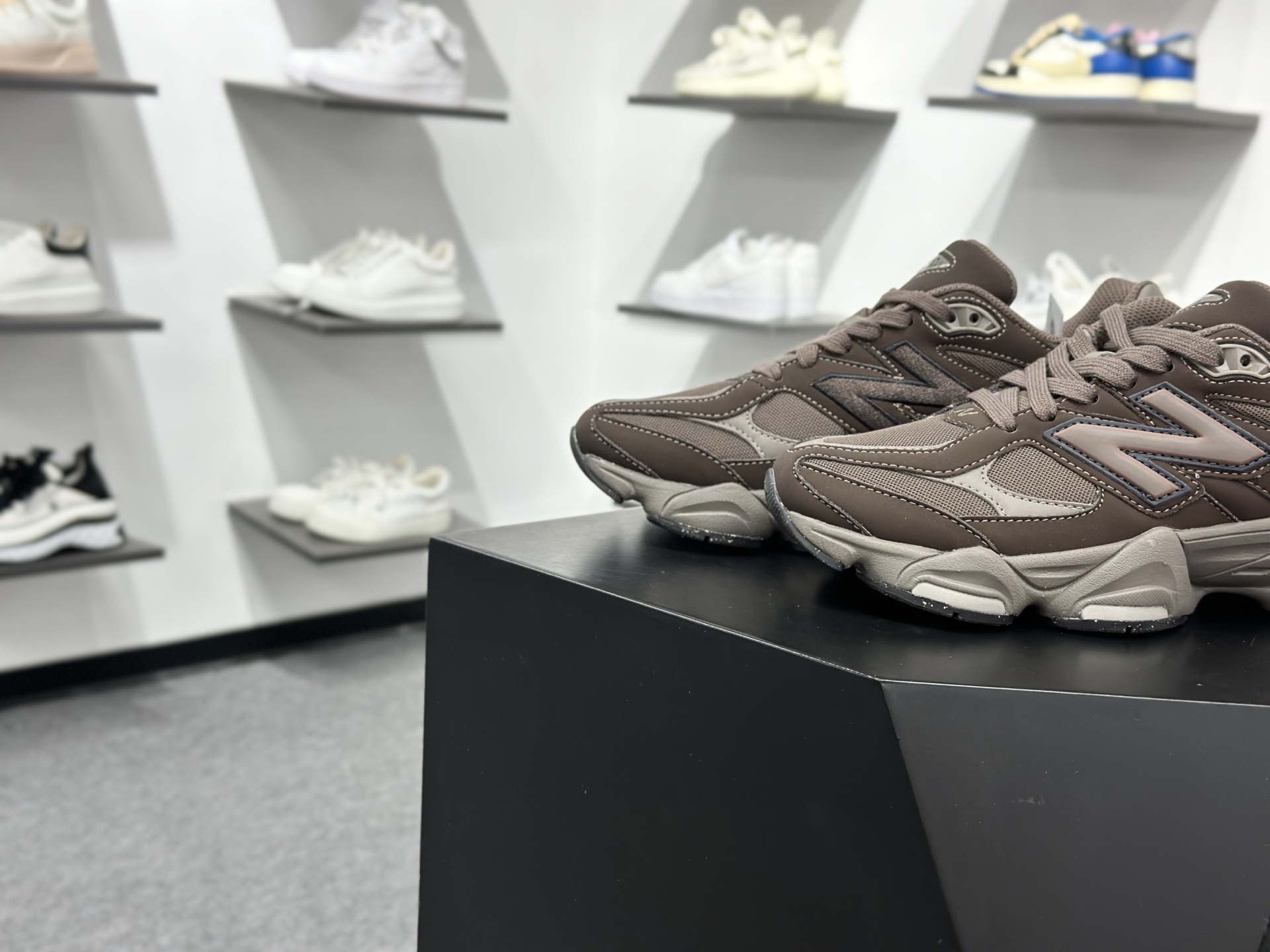 New Balance NB 9060 棕色 U9060493