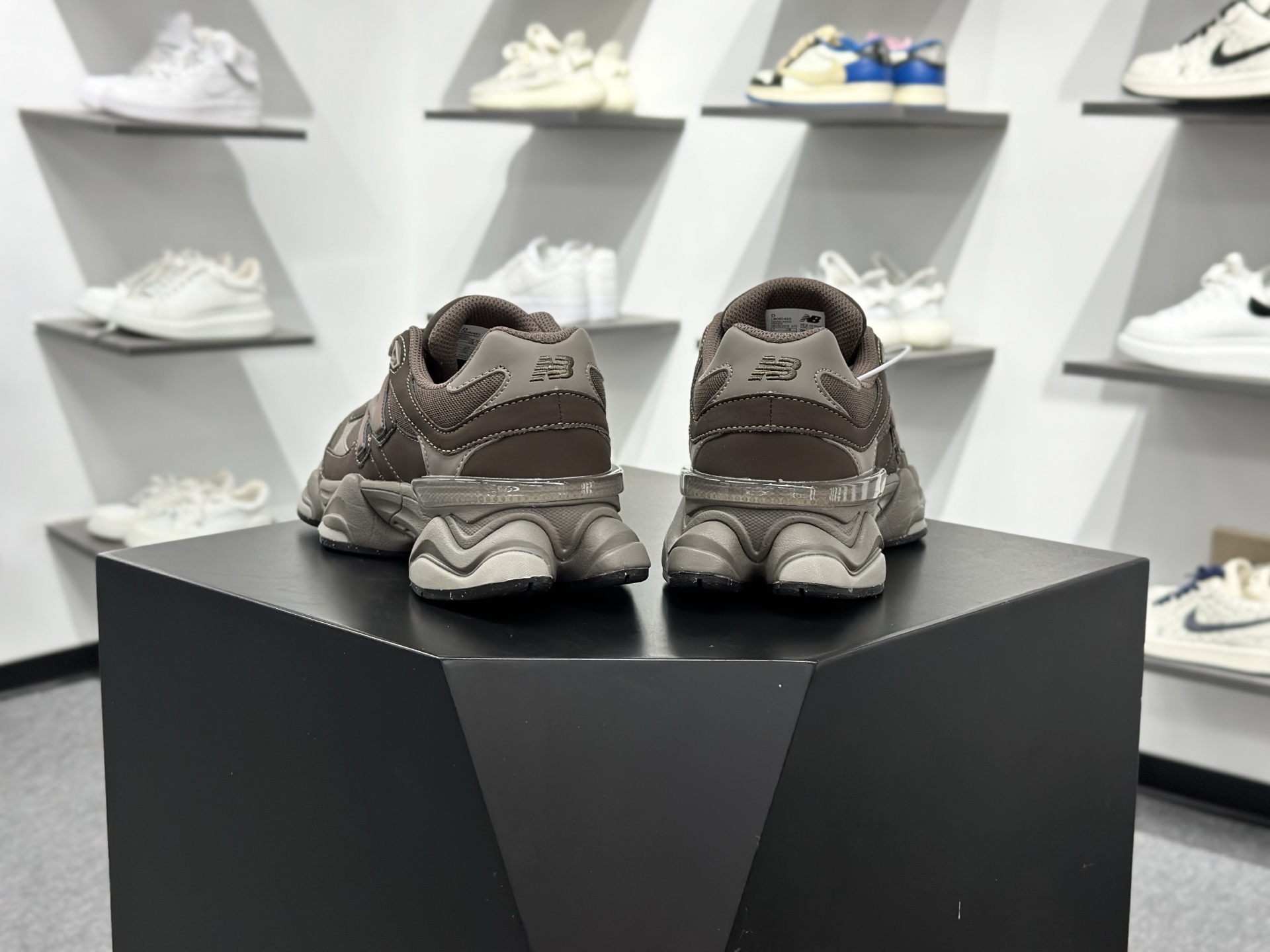 New Balance NB 9060 棕色 U9060493