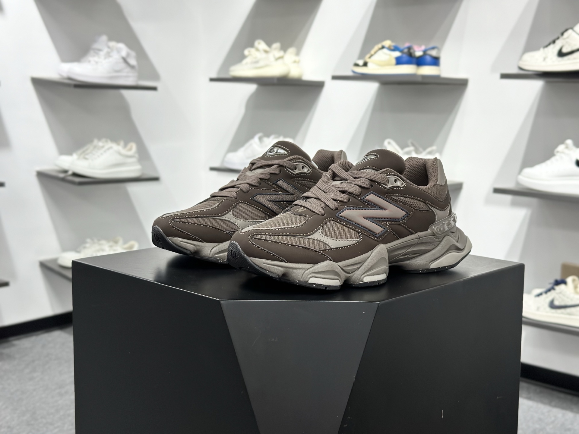 New Balance NB 9060 棕色 U9060493