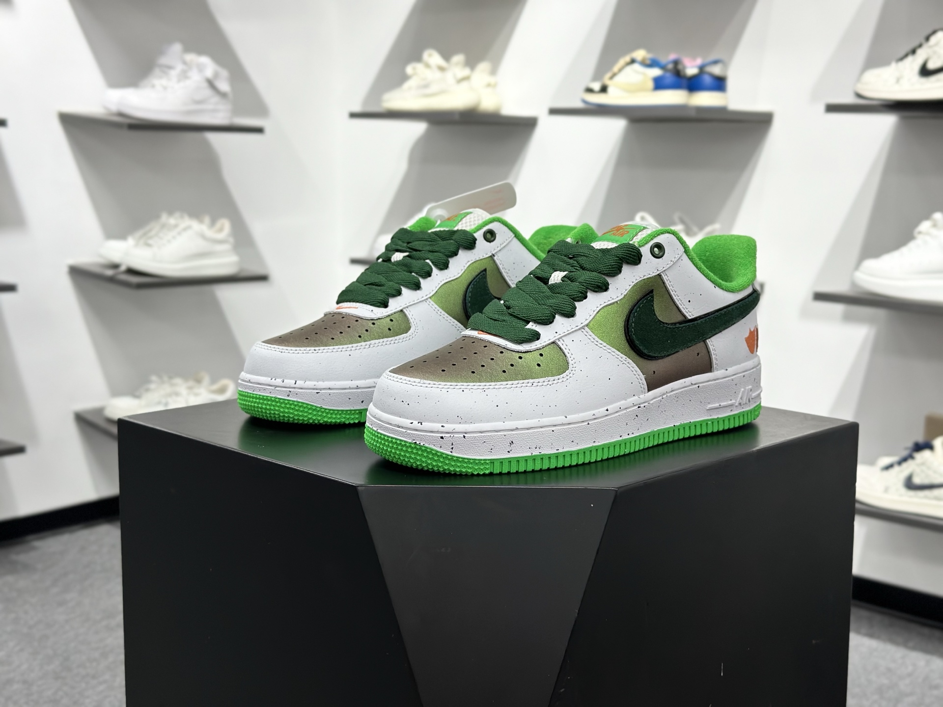 DOAF x Air Force 1 Low 白绿色 IU7613-100