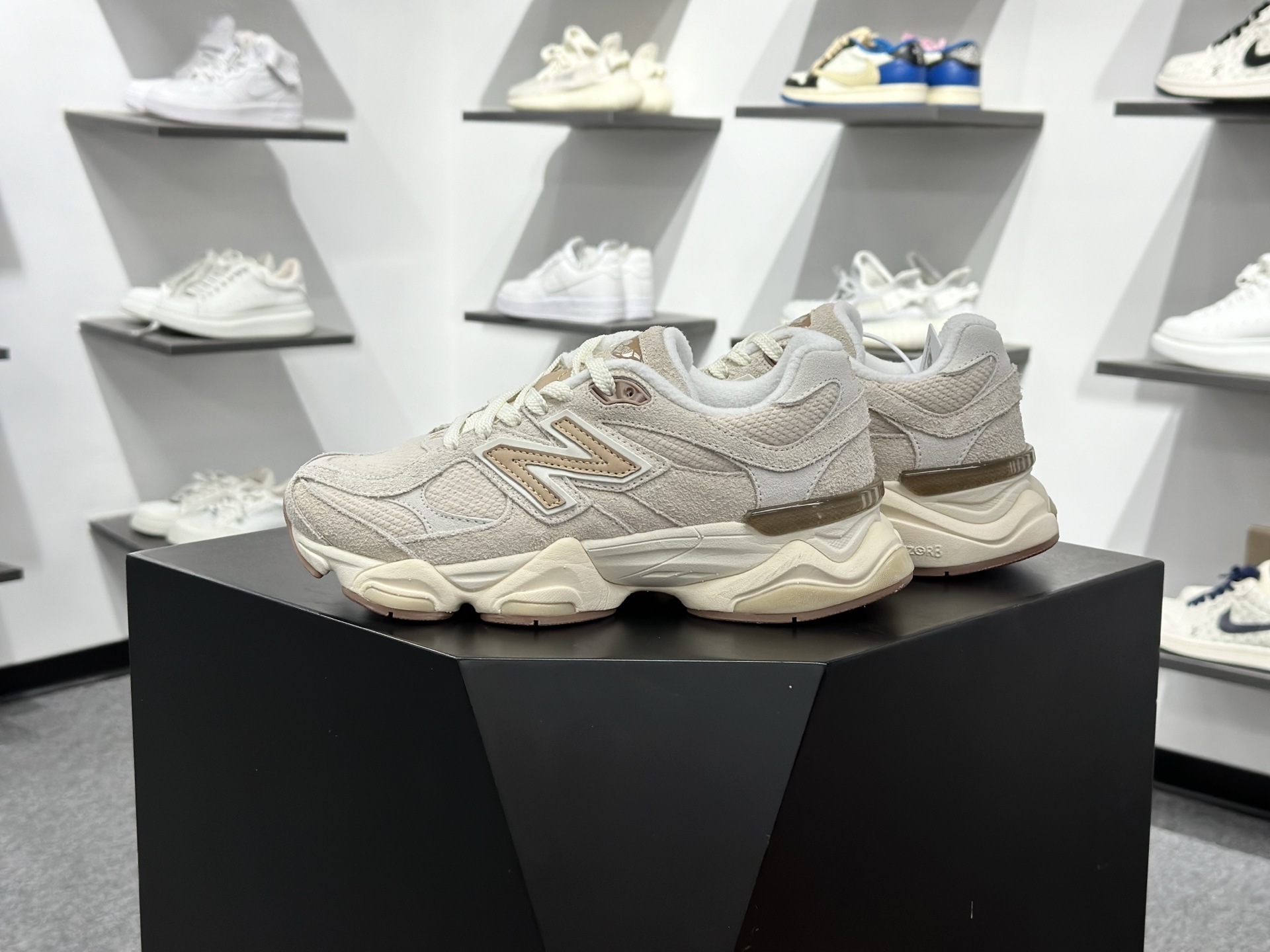 New Balance NB 9060 复古单品 U9060CCB