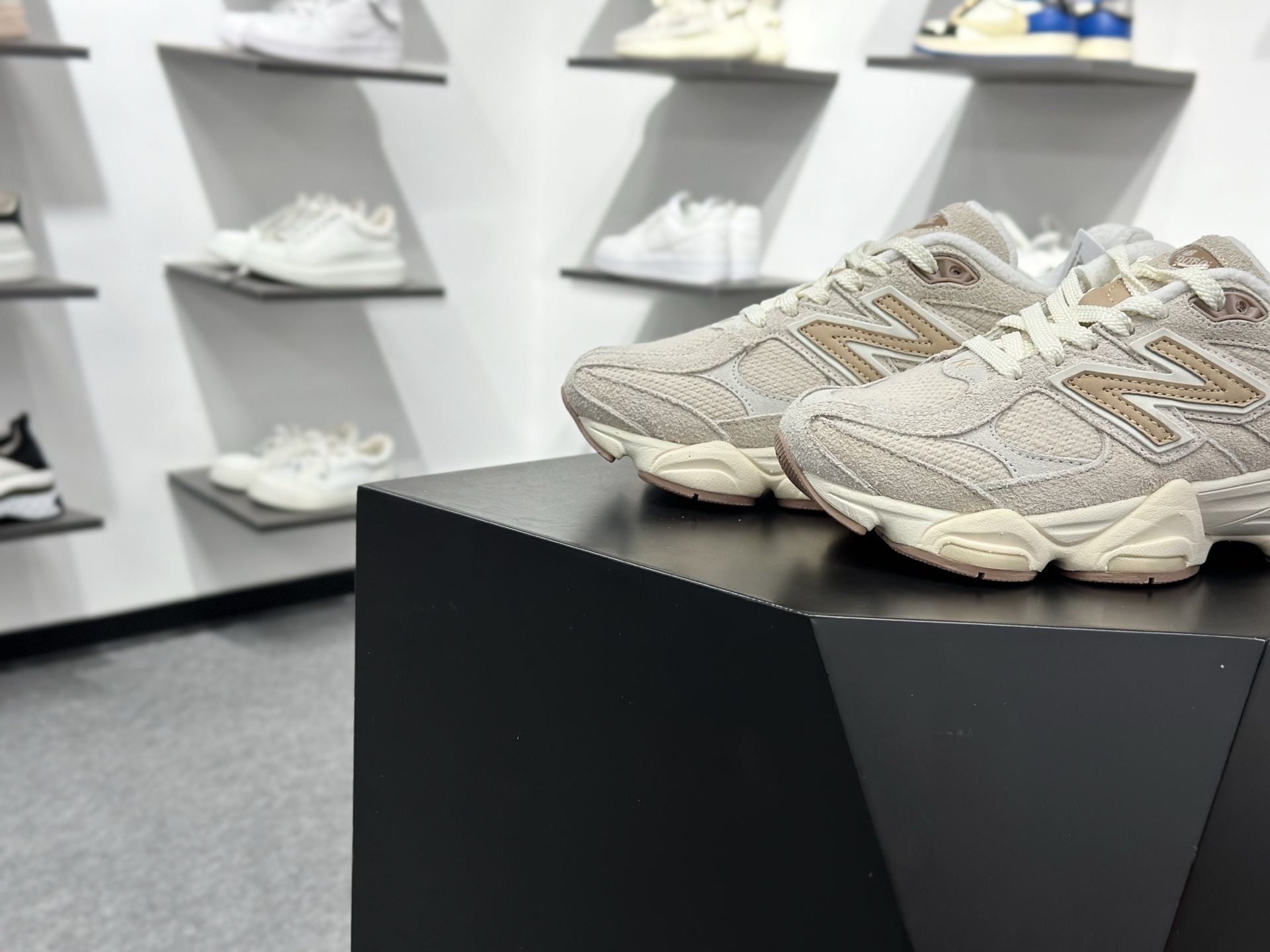 New Balance NB 9060 复古单品 U9060CCB
