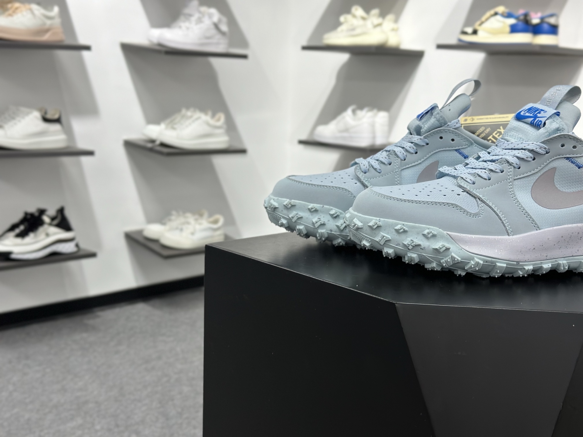 Nike Air Jordan 1 Low Element ”Gore-Tex” AJ1 乔1 多功能户外休闲篮球鞋 FV4227-400