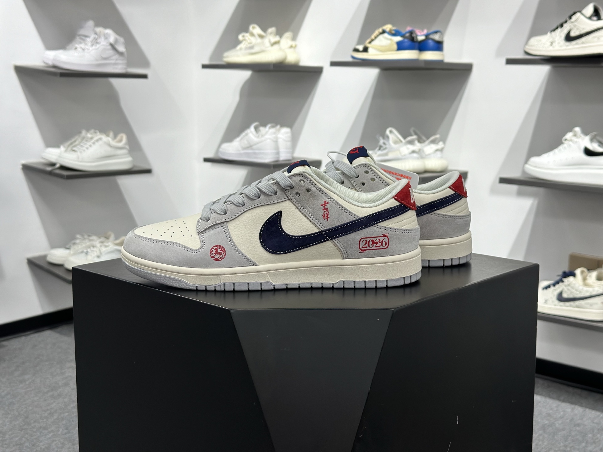 Nike SB Dunk Low 马年限定 灰白蓝 FC1688-255