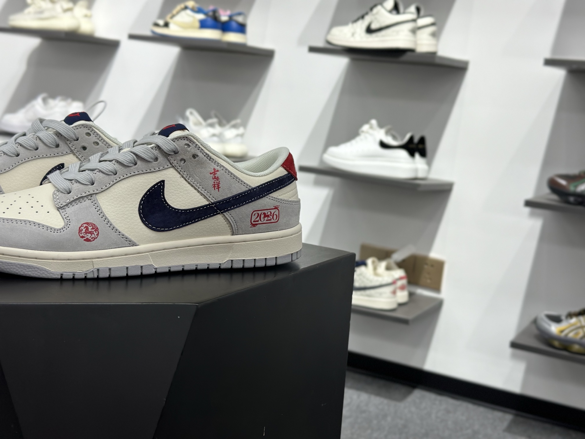 Nike SB Dunk Low 马年限定 灰白蓝 FC1688-255