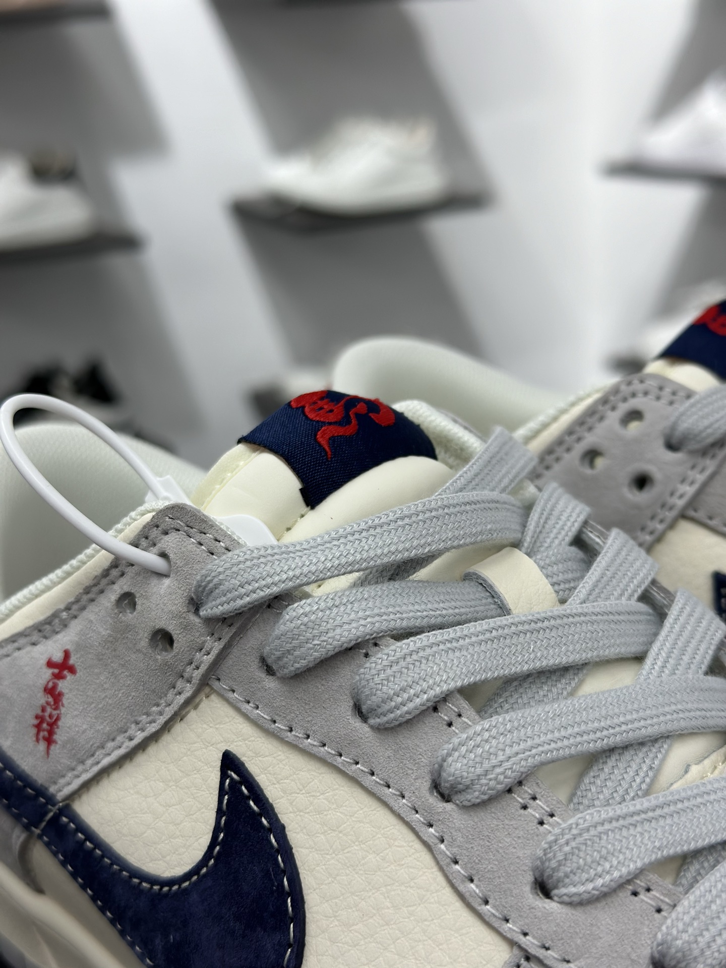 Nike SB Dunk Low 马年限定 灰白蓝 FC1688-255