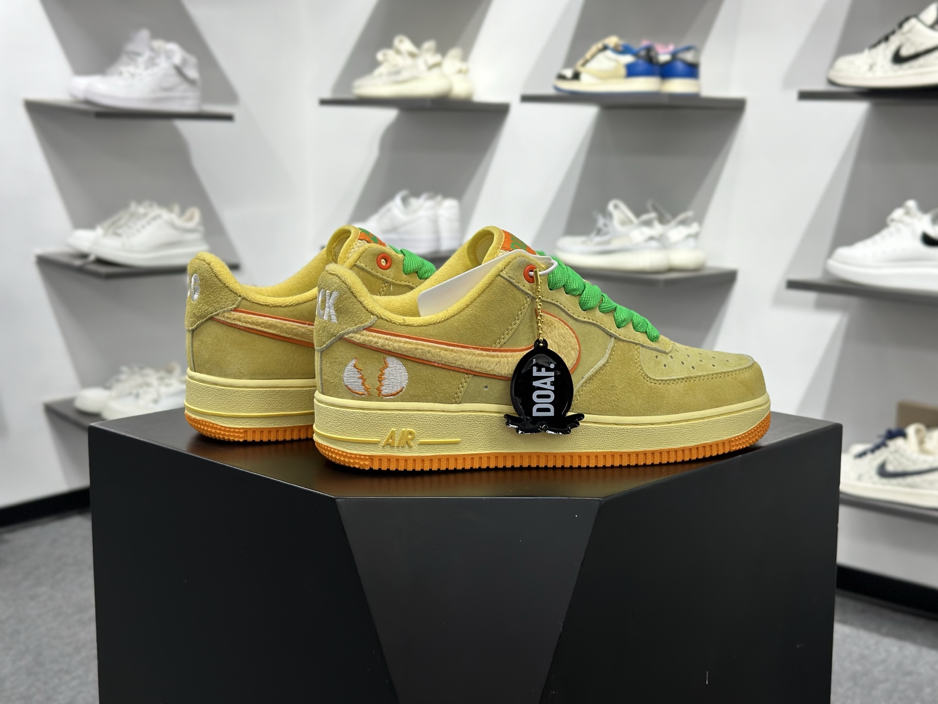 Nike Air Force 1 Low 小黄鸭 IU7612-700