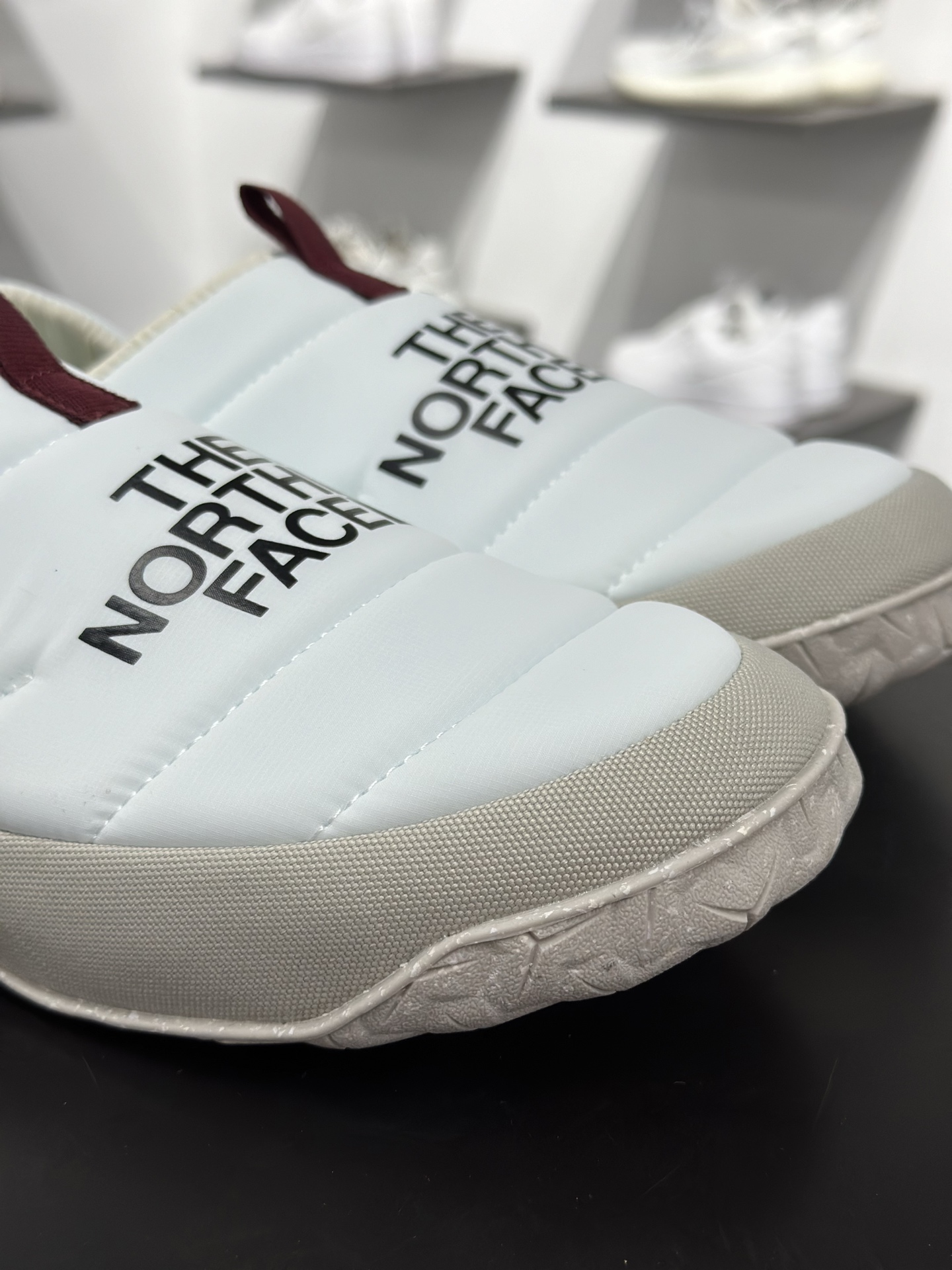 北面THE NORTH FACE NUPTSE MULE 舒适耐磨 减震耐磨 低帮户外功能鞋 NFOA5G2B7UR-075