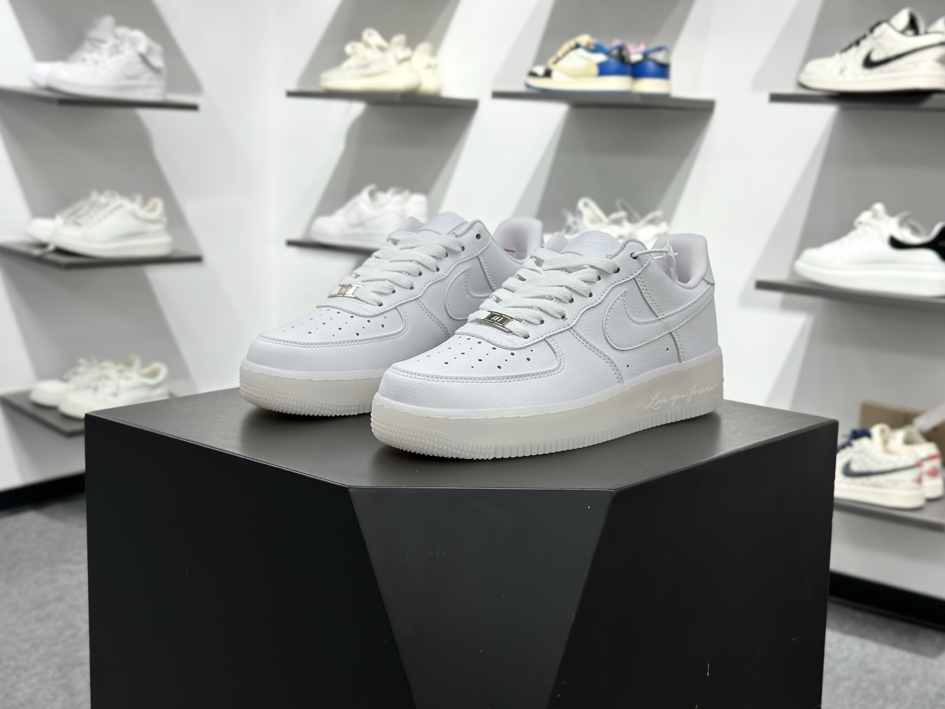 NIKE AIR FORCE 1‘07 CZ8065-101