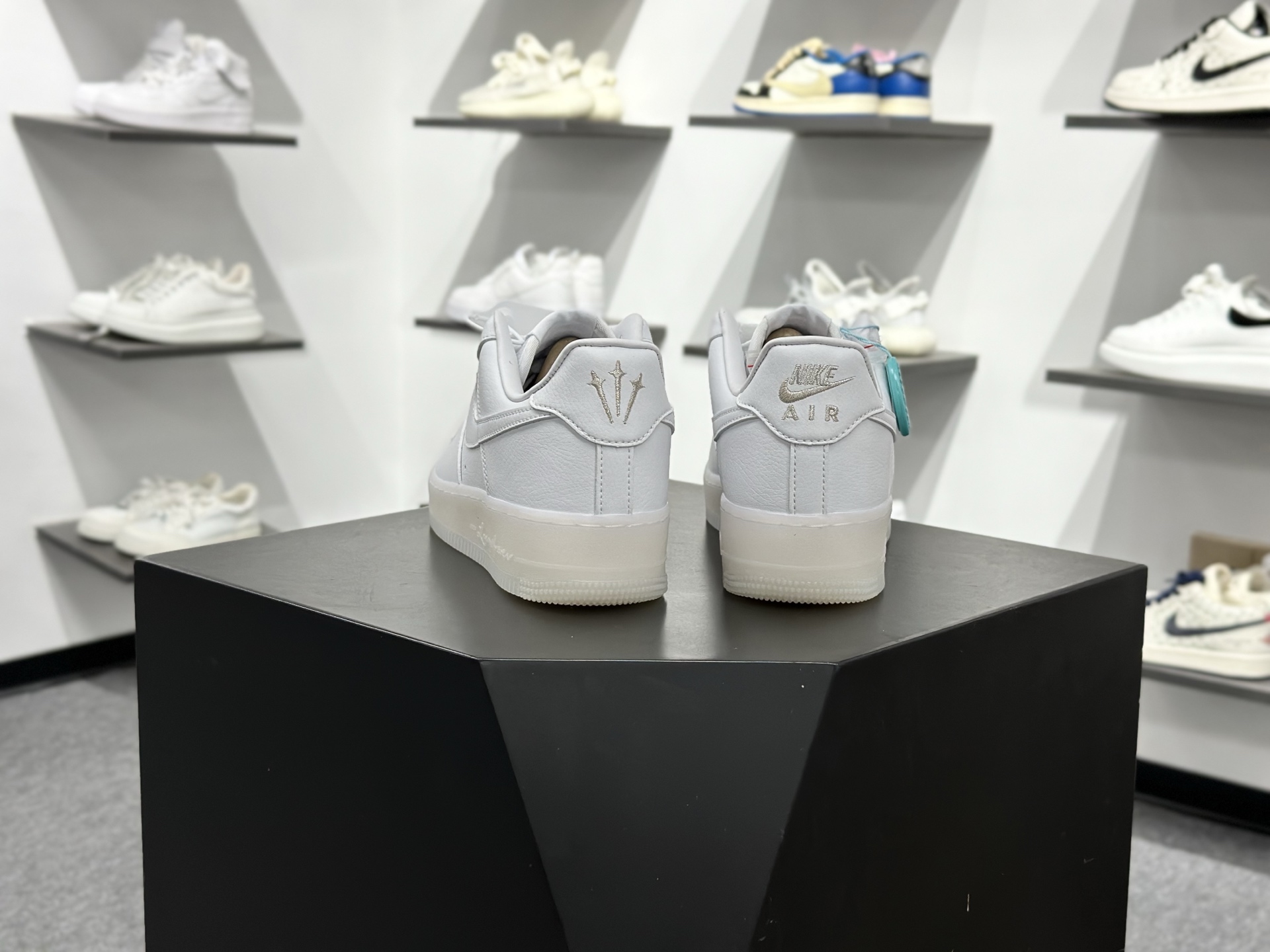 NIKE AIR FORCE 1‘07 CZ8065-101