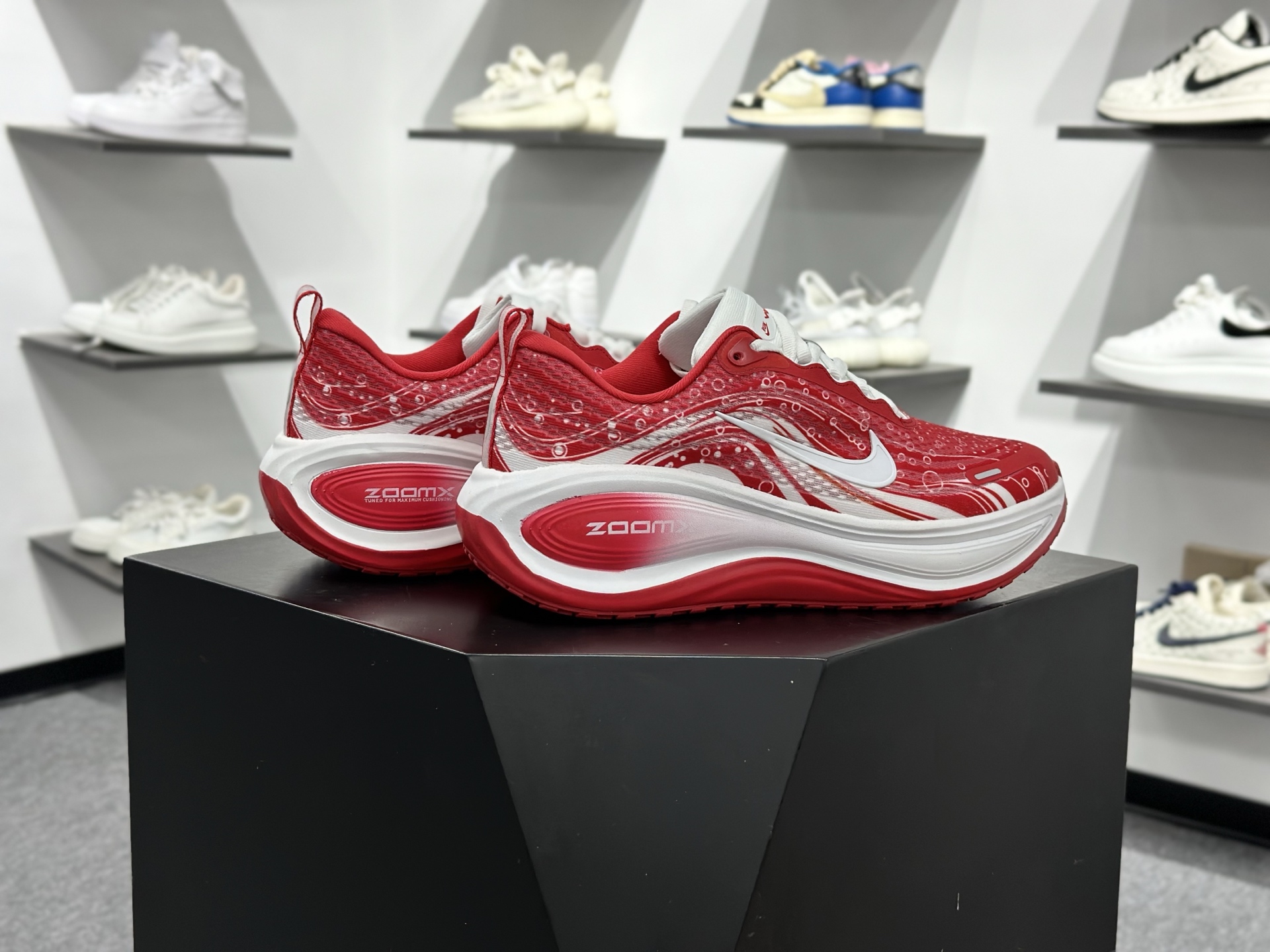 Nike Air Zoom Vomero Plus IM6776-020