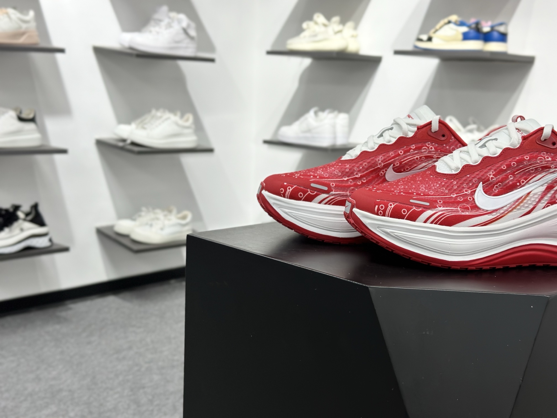 Nike Air Zoom Vomero Plus IM6776-020