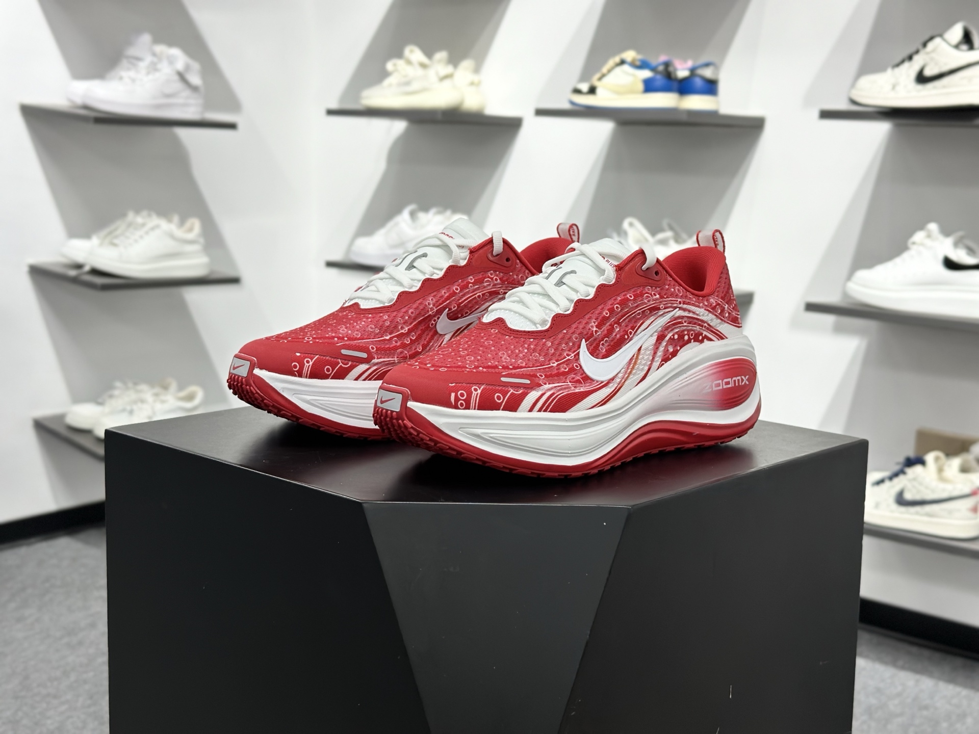 Nike Air Zoom Vomero Plus IM6776-020