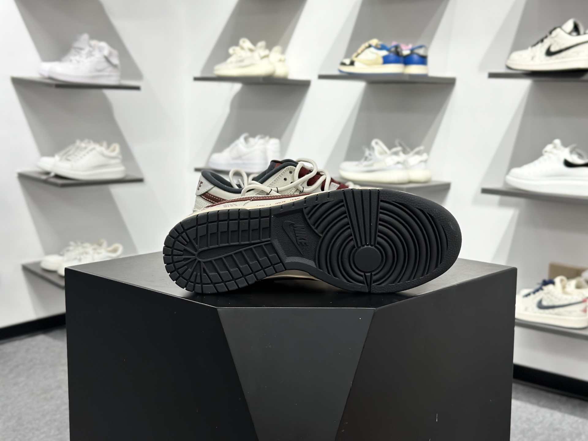NIKE DUNK LOW RETRO 绑带联名款 耐克 低帮休闲运动板鞋 IM6670-202