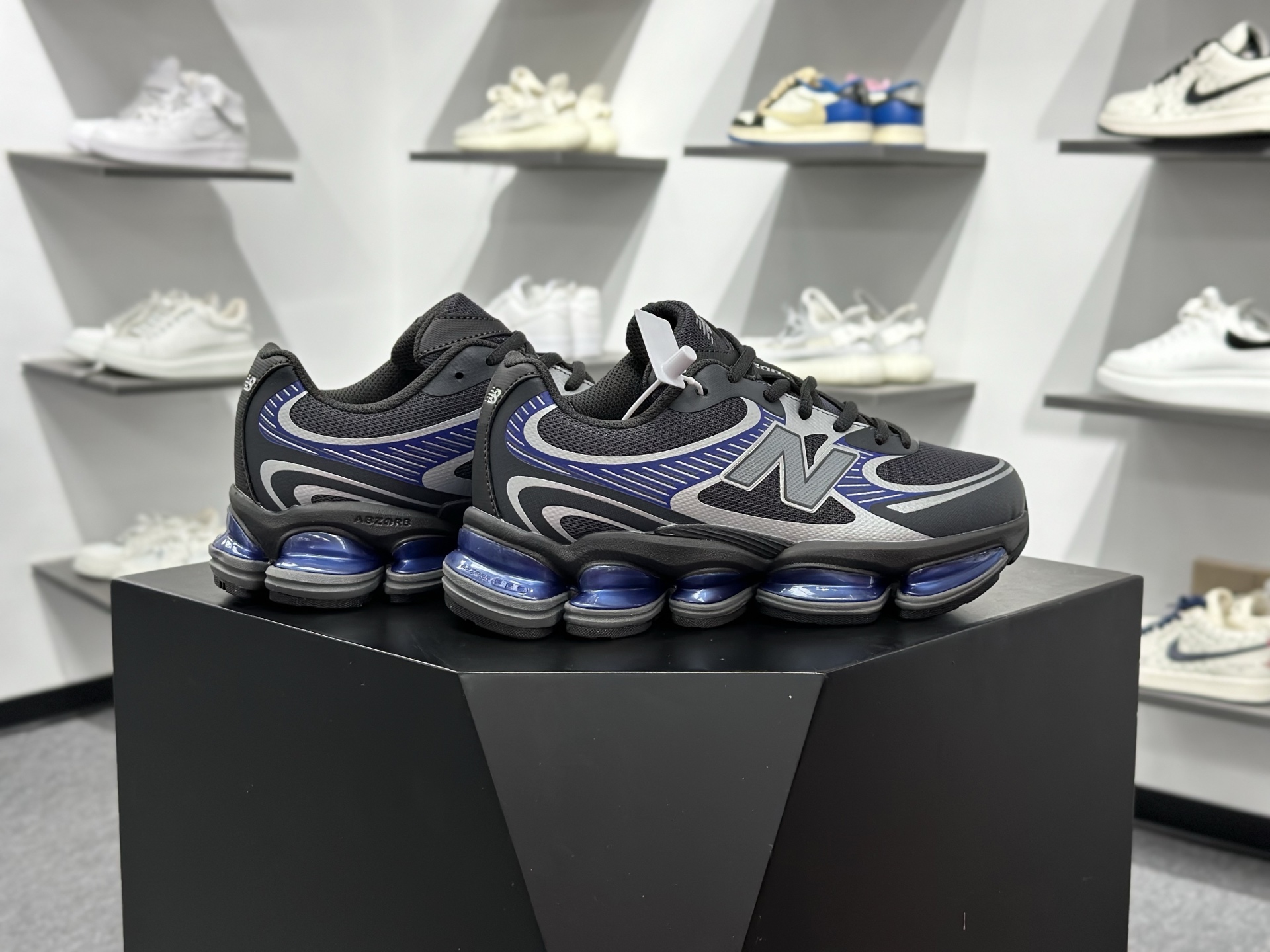 New Balance 新百伦 网面休闲鞋 U200015V-Chinese wholesaler seller Clothes Bags handbags wholesale Shoes High Quatity wholesaler seller Cheap Sneakers from China Factory Chinese suppliers china wholesale clothing wholesaler seller New Balance 新百伦 网面休闲鞋 U200015V