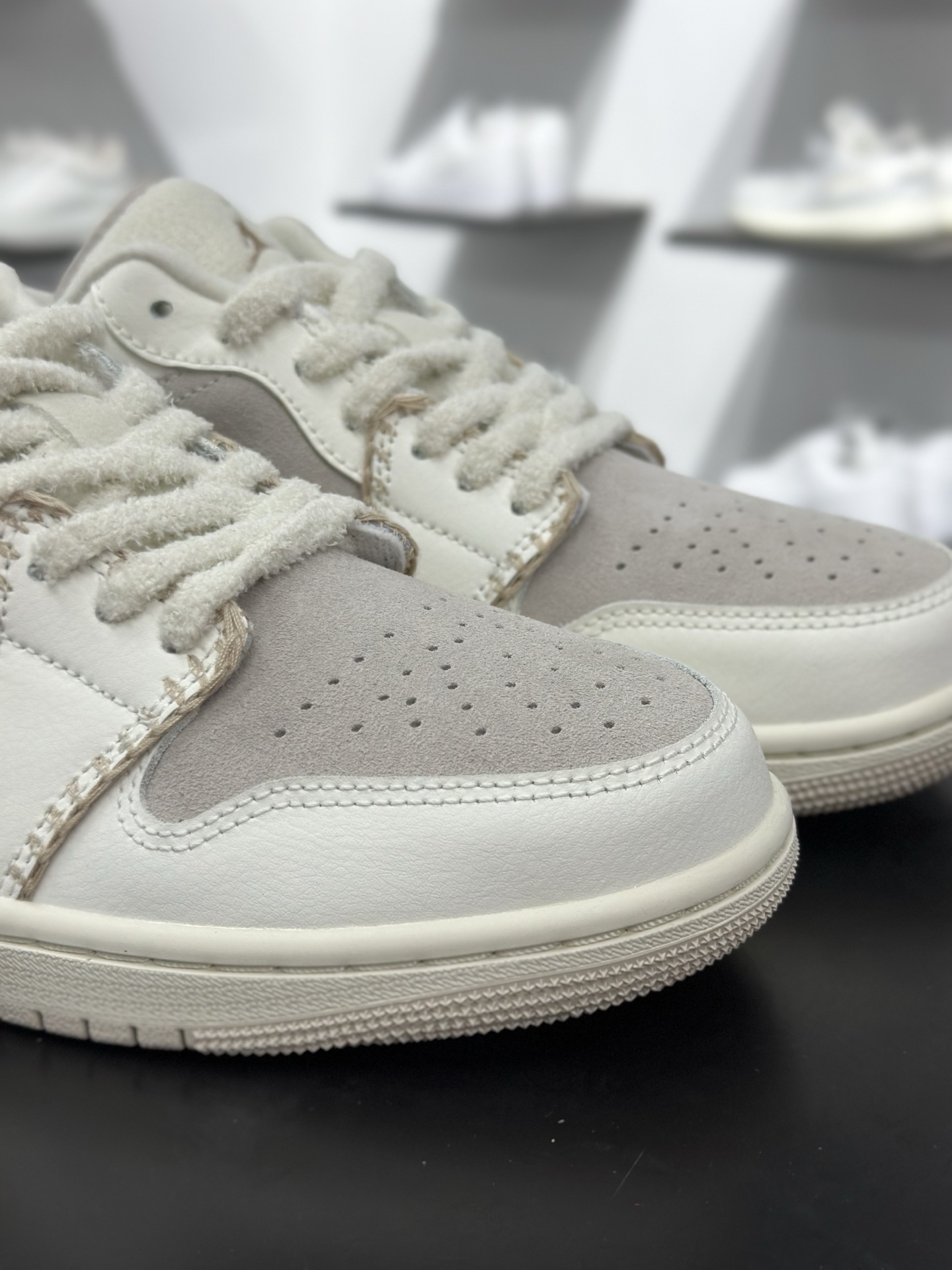 原装裸鞋级 市面最高工艺产物 Air Jordan 1 Low白棕 纯原系列 HV4268-120-Chinese wholesaler seller Clothes Bags handbags wholesale Shoes High Quatity wholesaler seller Cheap Sneakers from China Factory Chinese suppliers china wholesale clothing wholesaler seller 原装裸鞋级 市面最高工艺产物 Air Jordan 1 Low白棕 纯原系列 HV4268-120