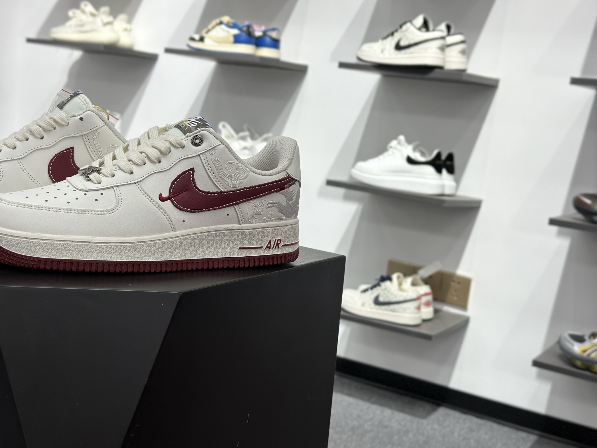 Nike Air Force 1‘07 Low 空军一号低帮休闲板鞋 DD1982-340-Chinese wholesaler seller Clothes Bags handbags wholesale Shoes High Quatity wholesaler seller Cheap Sneakers from China Factory Chinese suppliers china wholesale clothing wholesaler seller Nike Air Force 1‘07 Low 空军一号低帮休闲板鞋 DD1982-340