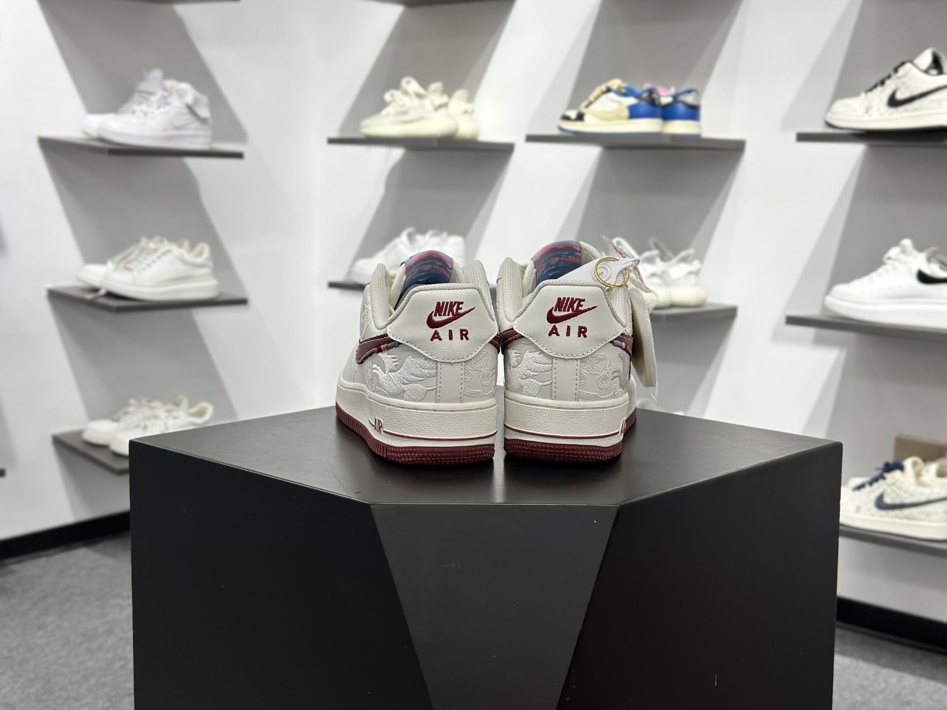 Nike Air Force 1‘07 Low 空军一号低帮休闲板鞋 DD1982-340-Chinese wholesaler seller Clothes Bags handbags wholesale Shoes High Quatity wholesaler seller Cheap Sneakers from China Factory Chinese suppliers china wholesale clothing wholesaler seller Nike Air Force 1‘07 Low 空军一号低帮休闲板鞋 DD1982-340