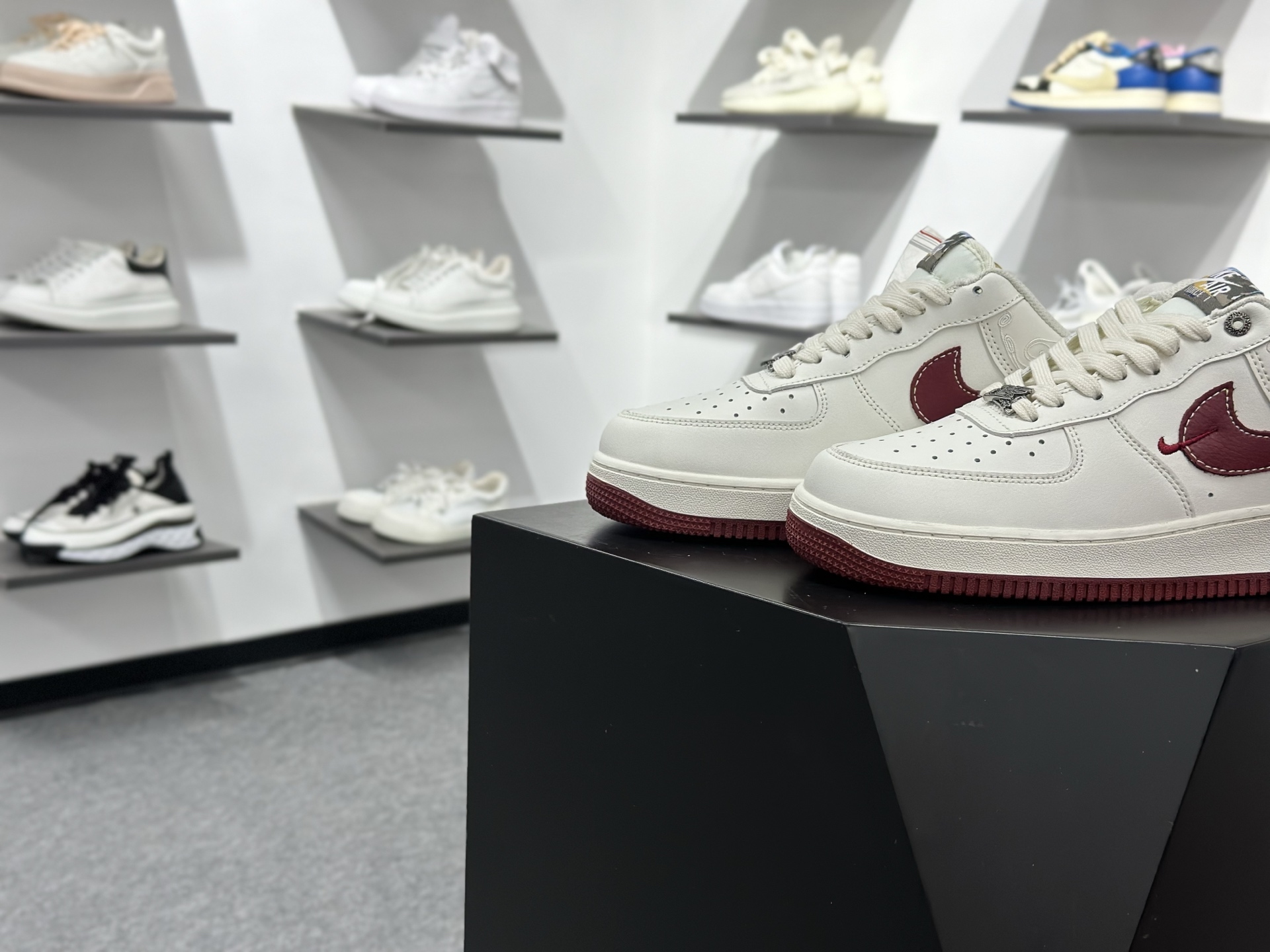 Nike Air Force 1‘07 Low 空军一号低帮休闲板鞋 DD1982-340-Chinese wholesaler seller Clothes Bags handbags wholesale Shoes High Quatity wholesaler seller Cheap Sneakers from China Factory Chinese suppliers china wholesale clothing wholesaler seller Nike Air Force 1‘07 Low 空军一号低帮休闲板鞋 DD1982-340