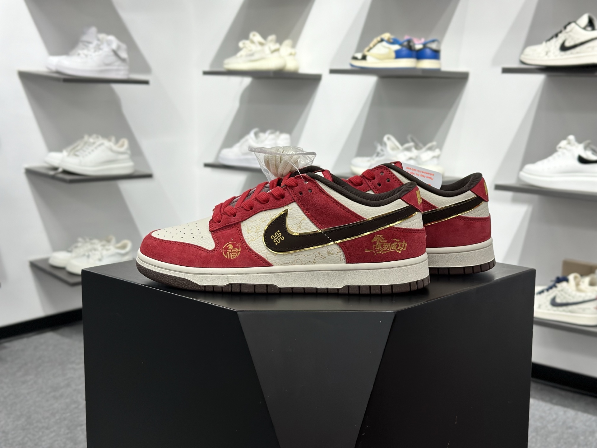 定制版Nike SB Dunk Low“ Supreme联名—米蓝头层皮” 周年高端定制 低帮休闲板鞋 DN3168-013-Chinese wholesaler seller Clothes Bags handbags wholesale Shoes High Quatity wholesaler seller Cheap Sneakers from China Factory Chinese suppliers china wholesale clothing wholesaler seller 定制版Nike SB Dunk Low“ Supreme联名—米蓝头层皮” 周年高端定制 低帮休闲板鞋 DN3168-013