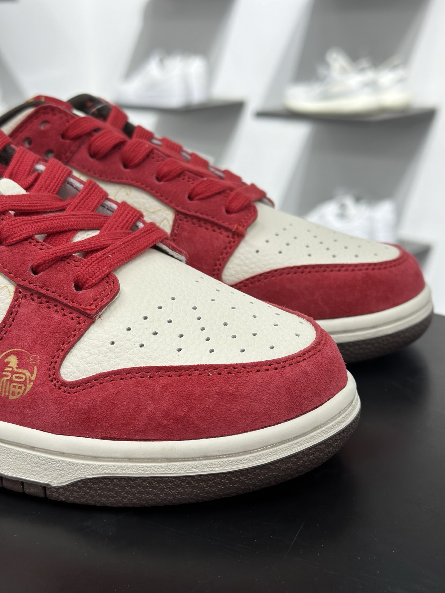 定制版Nike SB Dunk Low“ Supreme联名—米蓝头层皮” 周年高端定制 低帮休闲板鞋 DN3168-013-Chinese wholesaler seller Clothes Bags handbags wholesale Shoes High Quatity wholesaler seller Cheap Sneakers from China Factory Chinese suppliers china wholesale clothing wholesaler seller 定制版Nike SB Dunk Low“ Supreme联名—米蓝头层皮” 周年高端定制 低帮休闲板鞋 DN3168-013