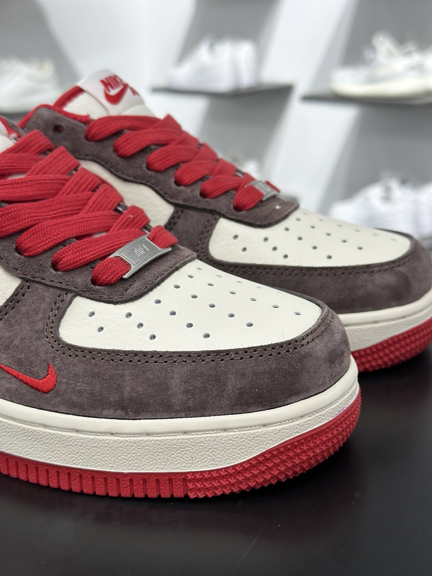 Nike Air Force 1'07 Low 马年限定 空军一号低帮休闲板鞋 XD0028-001-Chinese wholesaler seller Clothes Bags handbags wholesale Shoes High Quatity wholesaler seller Cheap Sneakers from China Factory Chinese suppliers china wholesale clothing wholesaler seller Nike Air Force 1'07 Low 马年限定 空军一号低帮休闲板鞋 XD0028-001