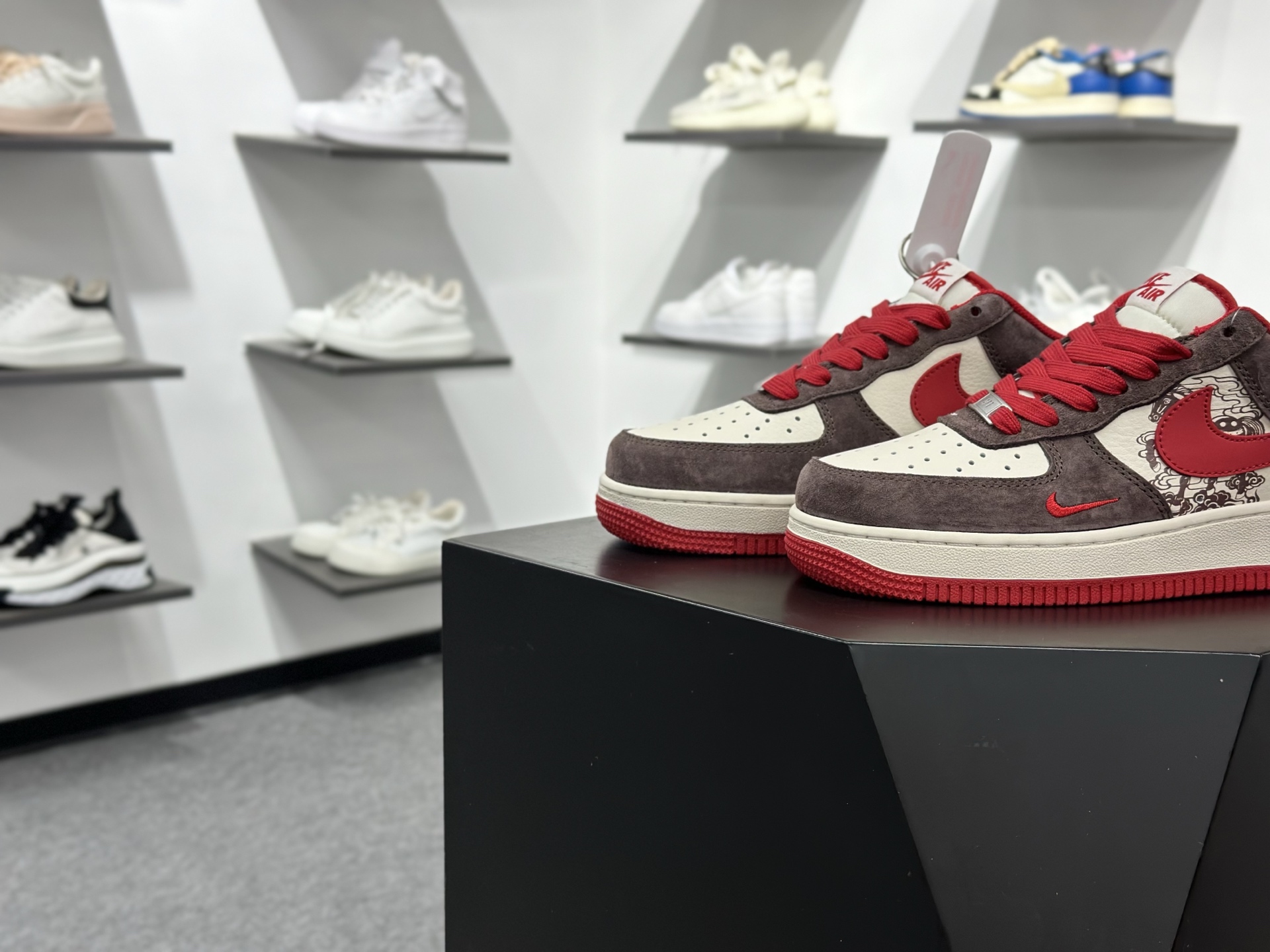 Nike Air Force 1'07 Low 马年限定 空军一号低帮休闲板鞋 XD0028-001-Chinese wholesaler seller Clothes Bags handbags wholesale Shoes High Quatity wholesaler seller Cheap Sneakers from China Factory Chinese suppliers china wholesale clothing wholesaler seller Nike Air Force 1'07 Low 马年限定 空军一号低帮休闲板鞋 XD0028-001