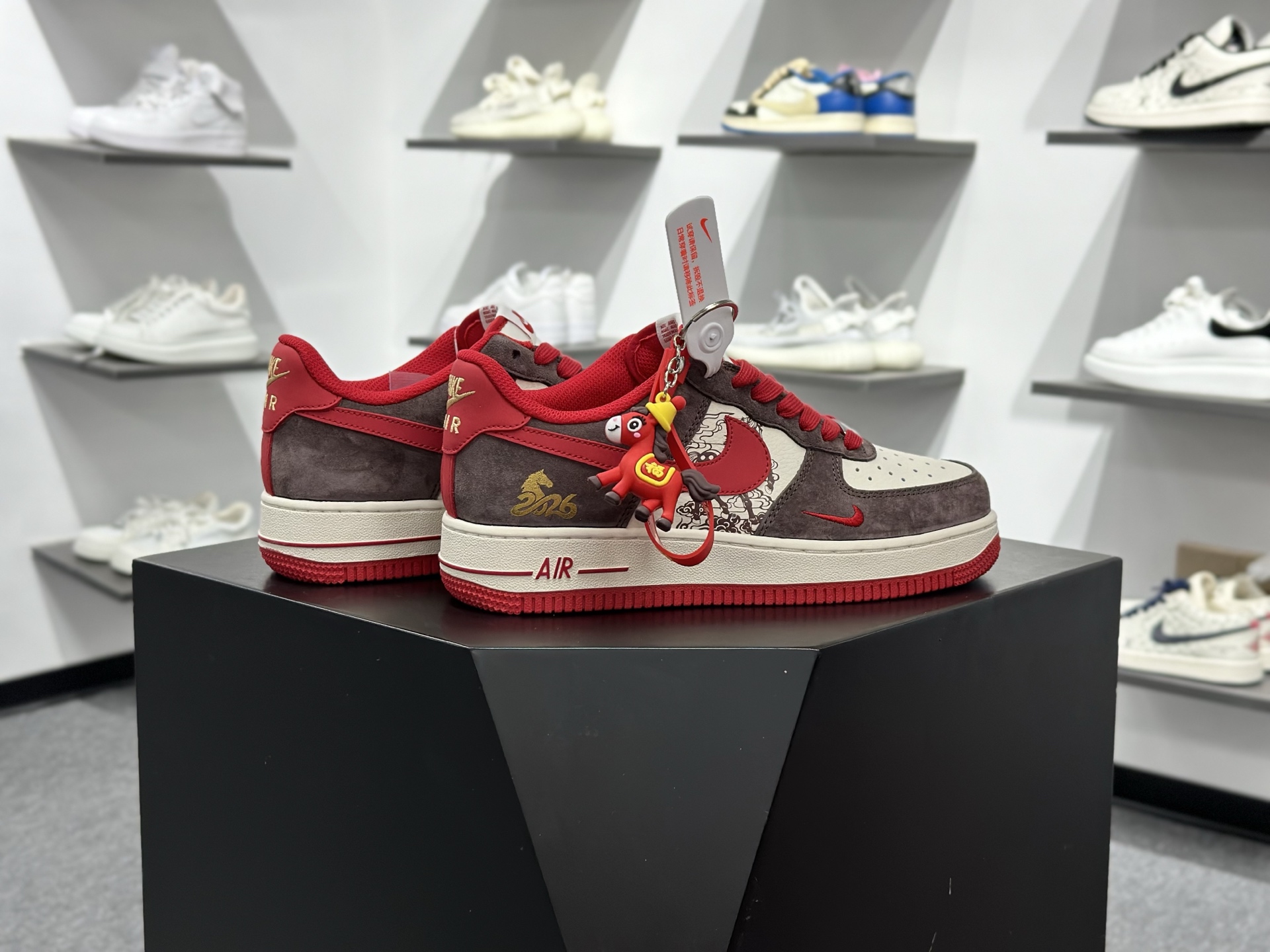Nike Air Force 1'07 Low 马年限定 空军一号低帮休闲板鞋 XD0028-001-Chinese wholesaler seller Clothes Bags handbags wholesale Shoes High Quatity wholesaler seller Cheap Sneakers from China Factory Chinese suppliers china wholesale clothing wholesaler seller Nike Air Force 1'07 Low 马年限定 空军一号低帮休闲板鞋 XD0028-001