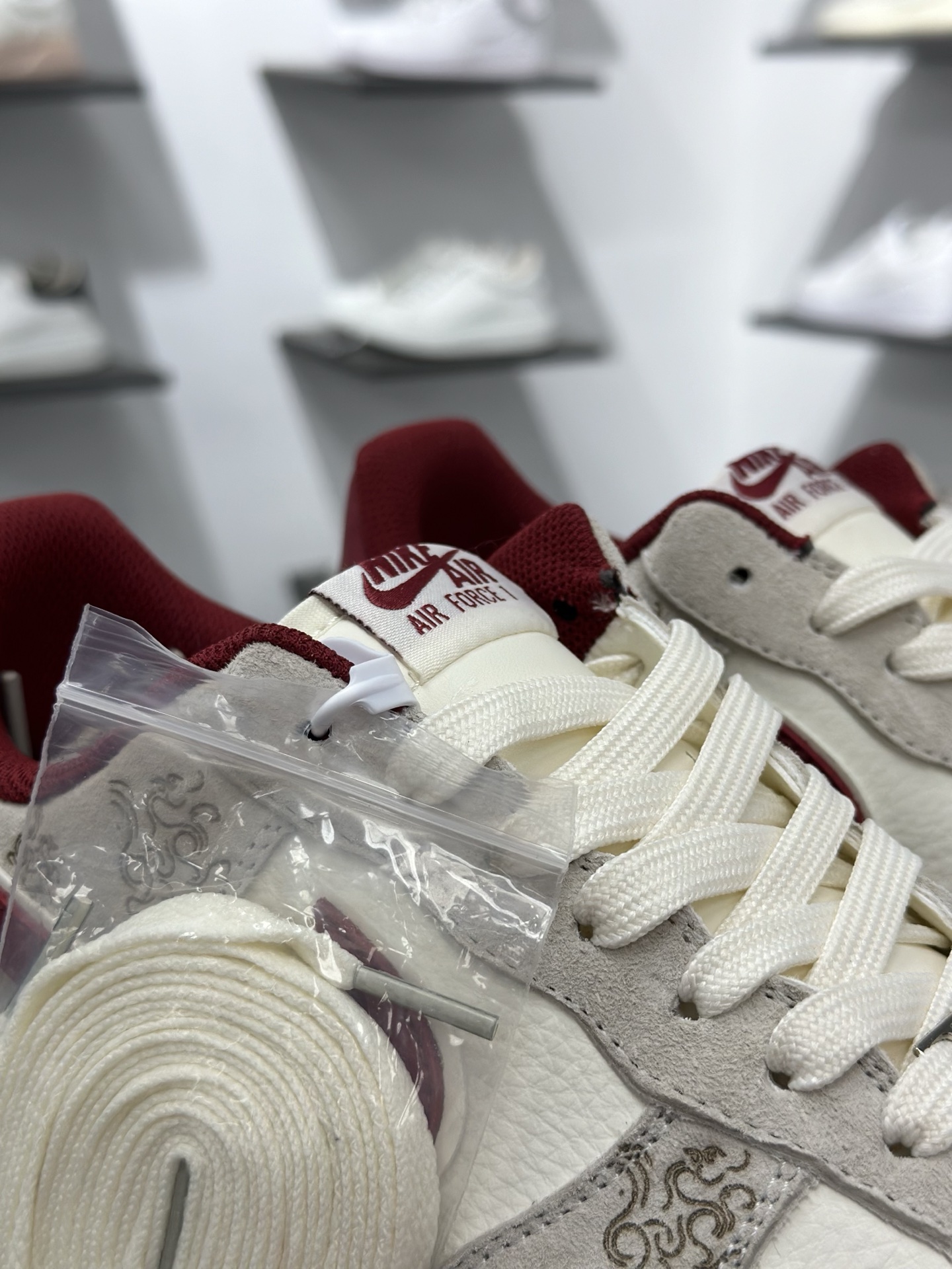 Nike Air Force 1 Low 07 马年限定 灰白红 DF61-9003