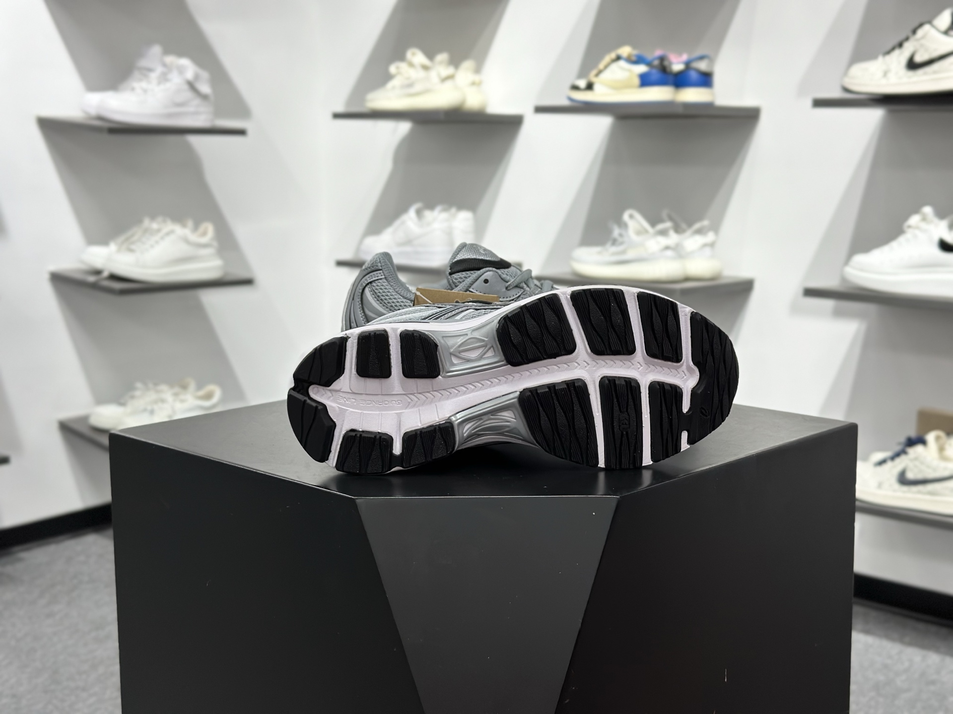 Asics GEL-SEKIRAN 亚瑟士 时尚舒适 低帮 休闲跑步鞋 1203A954-668-Chinese wholesaler seller Clothes Bags handbags wholesale Shoes High Quatity wholesaler seller Cheap Sneakers from China Factory Chinese suppliers china wholesale clothing wholesaler seller Asics GEL-SEKIRAN 亚瑟士 时尚舒适 低帮 休闲跑步鞋 1203A954-668