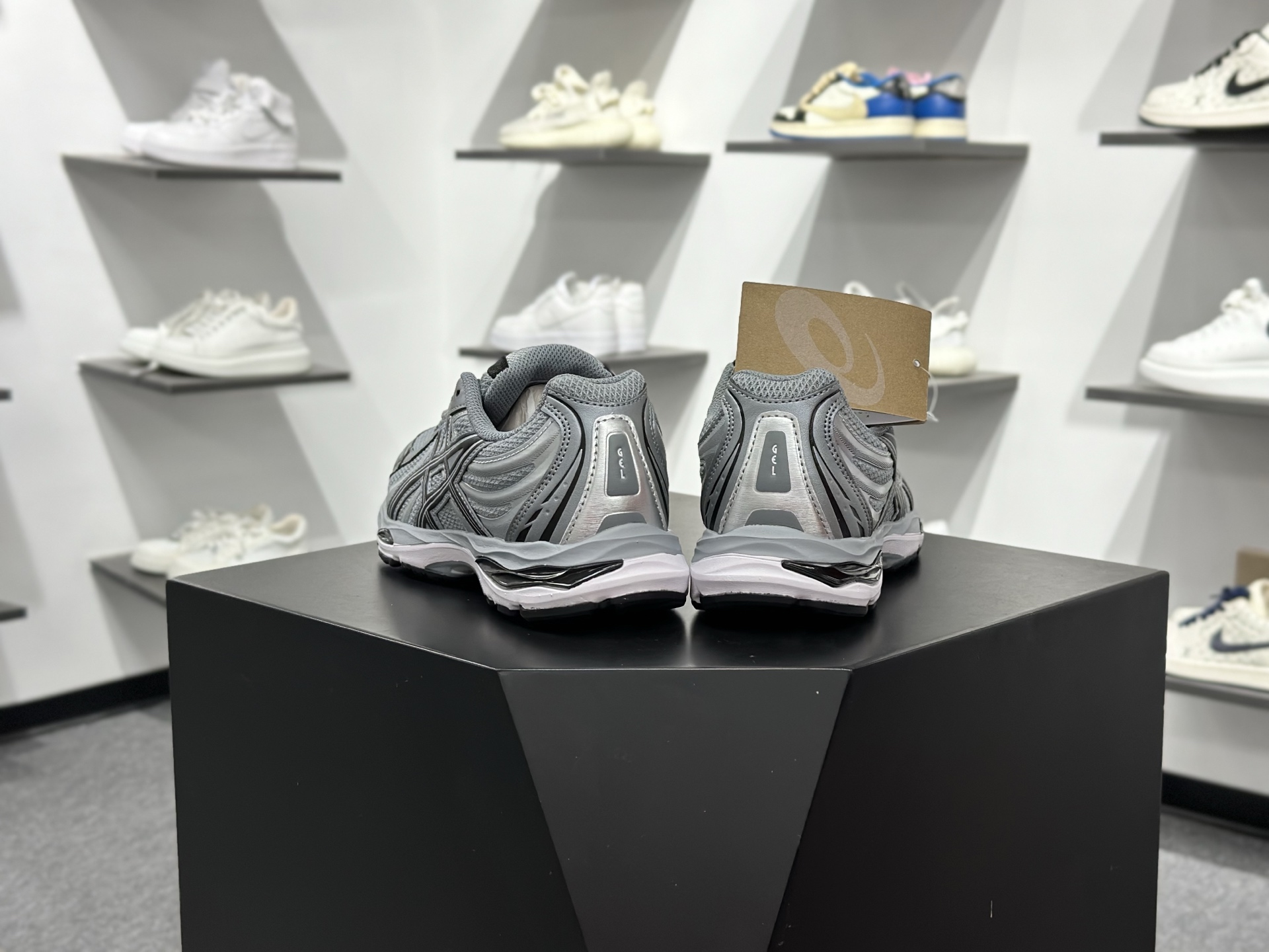Asics GEL-SEKIRAN 亚瑟士 时尚舒适 低帮 休闲跑步鞋 1203A954-668-Chinese wholesaler seller Clothes Bags handbags wholesale Shoes High Quatity wholesaler seller Cheap Sneakers from China Factory Chinese suppliers china wholesale clothing wholesaler seller Asics GEL-SEKIRAN 亚瑟士 时尚舒适 低帮 休闲跑步鞋 1203A954-668