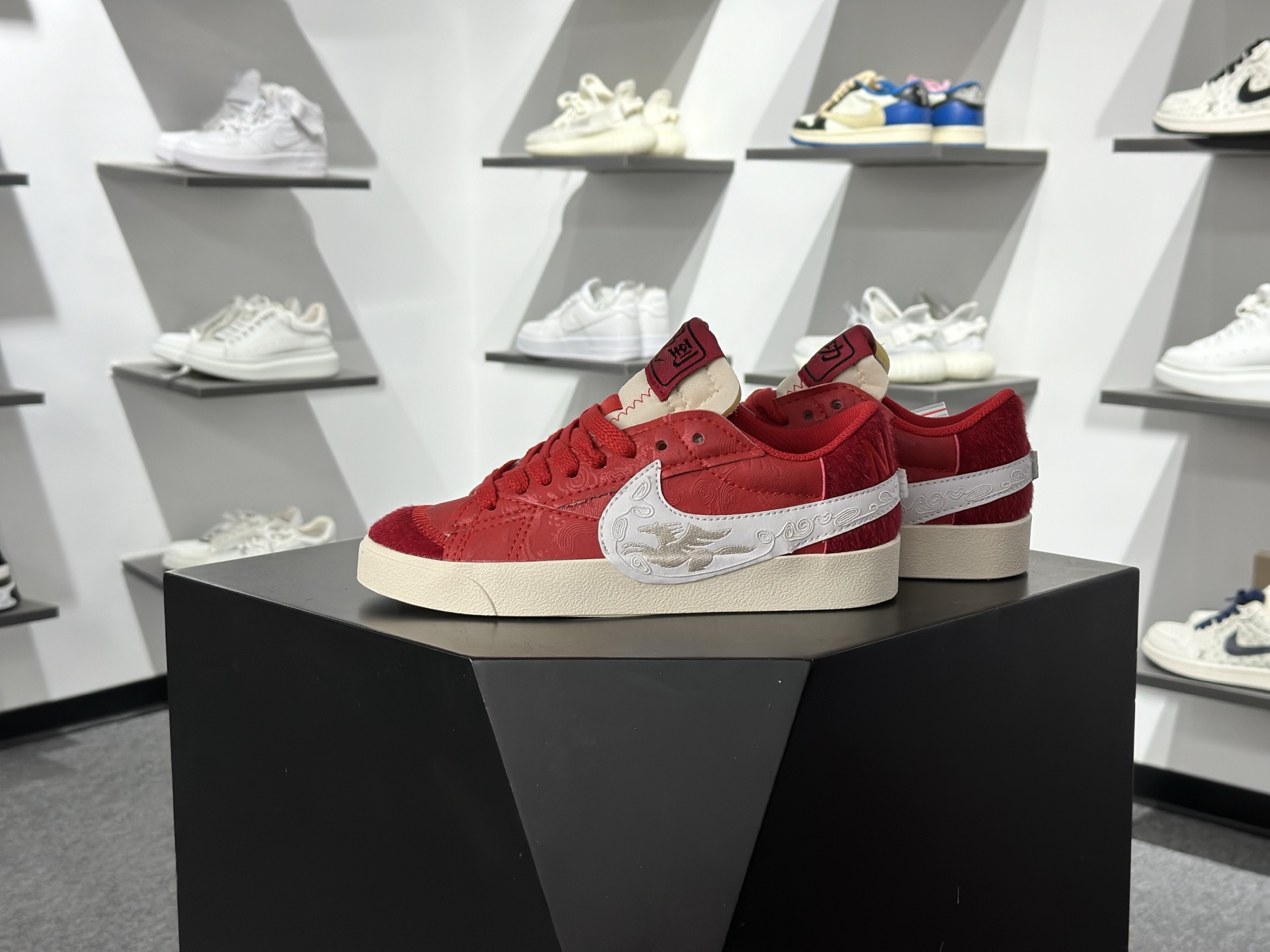 NK Blazer Low 77 JUMBO 复古经典开拓者 马年限定 MN2026-002-Top High Quatity Cheap Sneakers Fashion Clothing Clothes Bags handbags Shoes of all Brand wholesale With The best Quality And Beautiful Price from China Factory Chinese suppliers wholesaler seller NK Blazer Low 77 JUMBO 复古经典开拓者 马年限定 MN2026-002