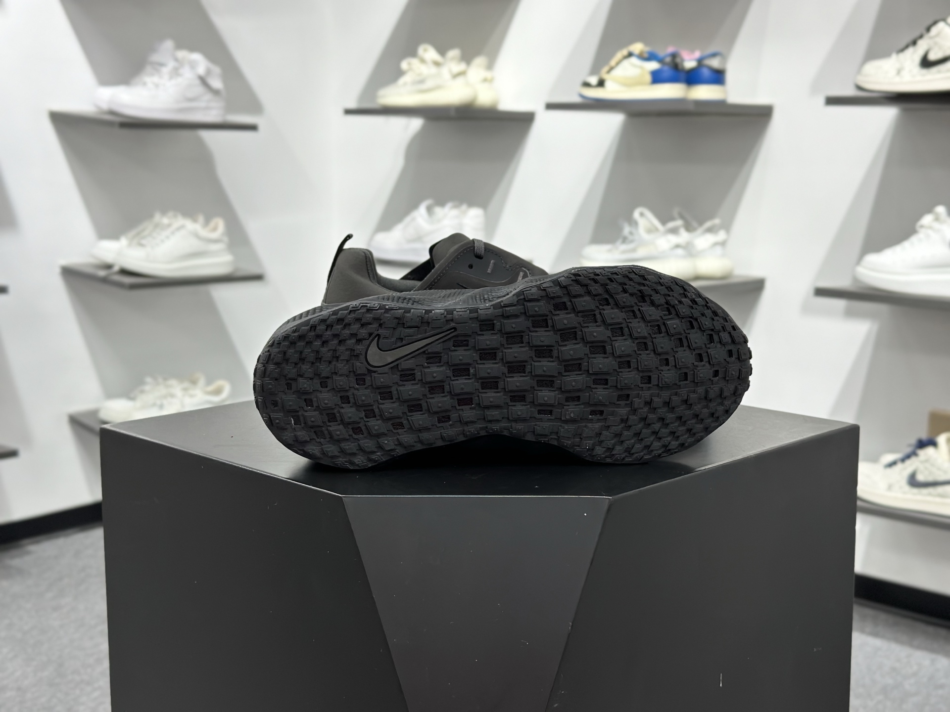 Nike Vomero Premium 耐克顶级迈柔」路跑鞋 HQ2863-300-Chinese wholesaler seller Clothes Bags handbags wholesale Shoes High Quatity wholesaler seller Cheap Sneakers from China Factory Chinese suppliers china wholesale clothing wholesaler seller Nike Vomero Premium 耐克顶级迈柔」路跑鞋 HQ2863-300