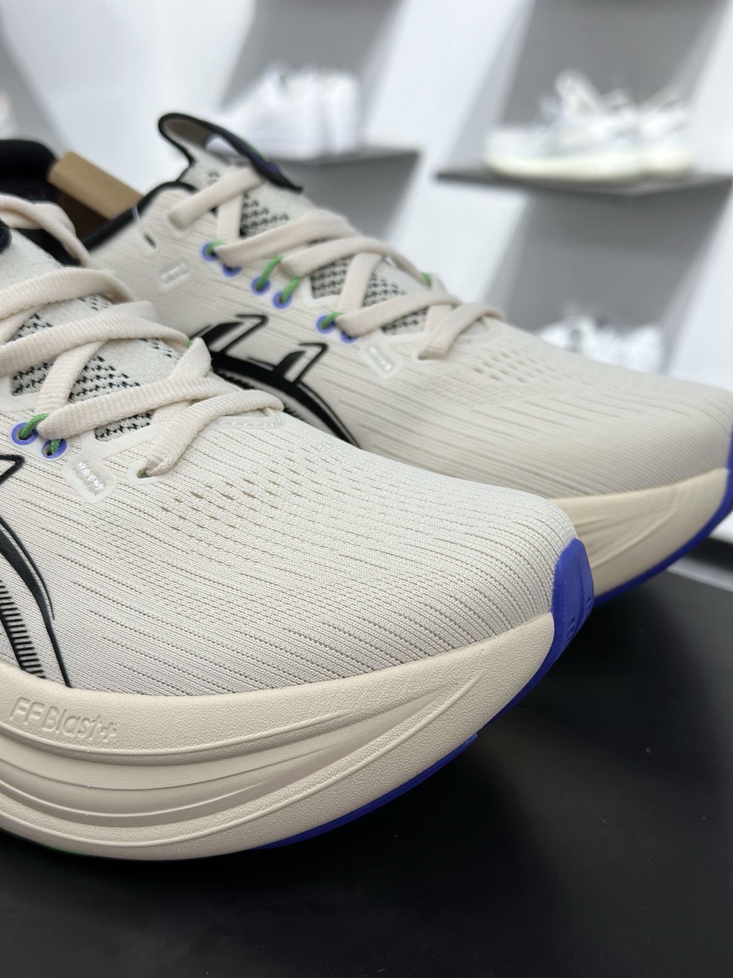 Asics GEL-NIMBUS 28 LITE-SHOW CN 亚瑟士运动休闲透气专业网球鞋轻量舒适透气材质 1011C127-800-Chinese wholesaler seller Clothes Bags handbags wholesale Shoes High Quatity wholesaler seller Cheap Sneakers from China Factory Chinese suppliers china wholesale clothing wholesaler seller Asics GEL-NIMBUS 28 LITE-SHOW CN 亚瑟士运动休闲透气专业网球鞋轻量舒适透气材质 1011C127-800