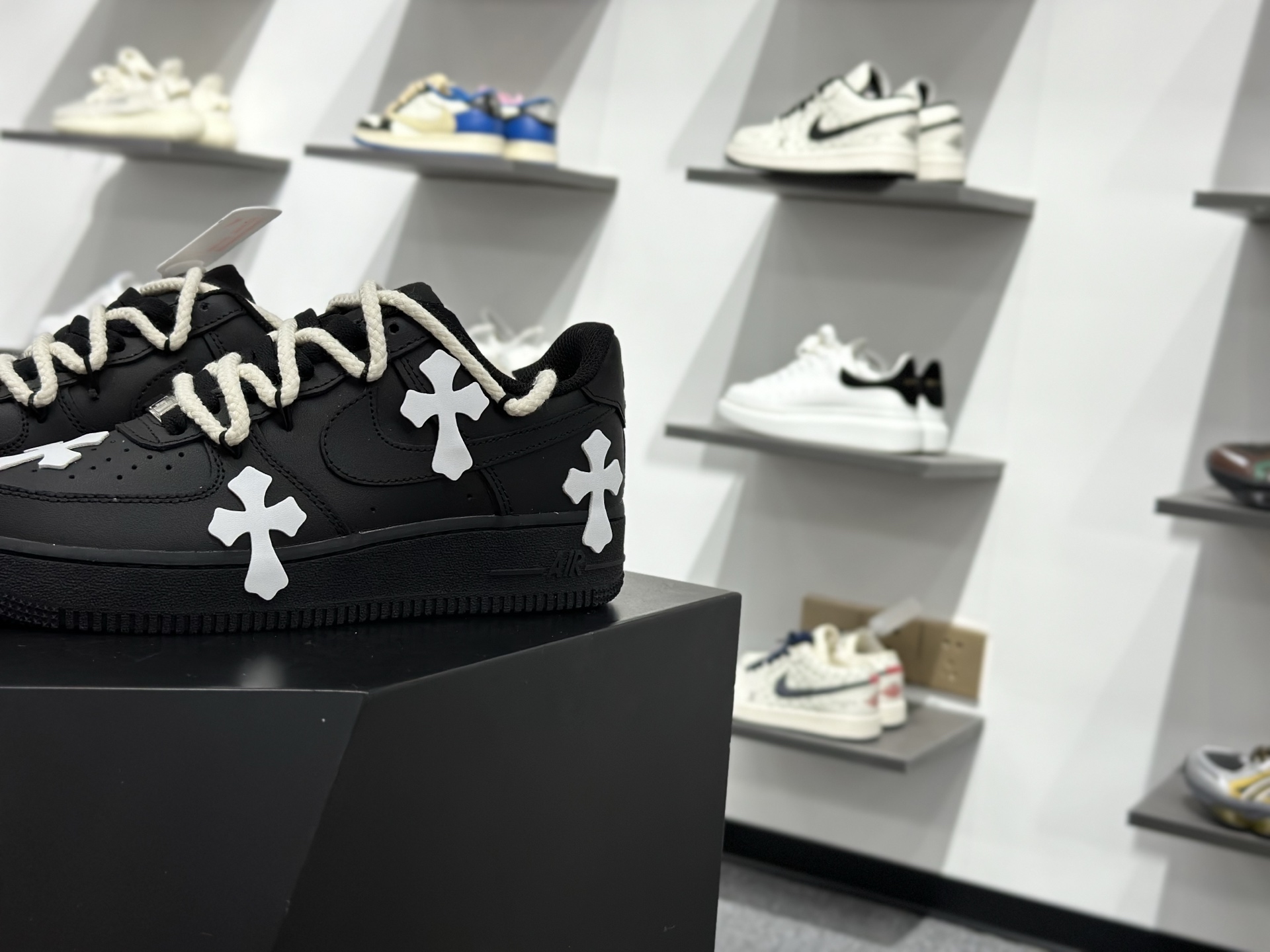 Nike Air Force 1 Low 克罗心 解构绑带 CW2288-111-Chinese wholesaler seller Clothes Bags handbags wholesale Shoes High Quatity wholesaler seller Cheap Sneakers from China Factory Chinese suppliers china wholesale clothing wholesaler seller Nike Air Force 1 Low 克罗心 解构绑带 CW2288-111