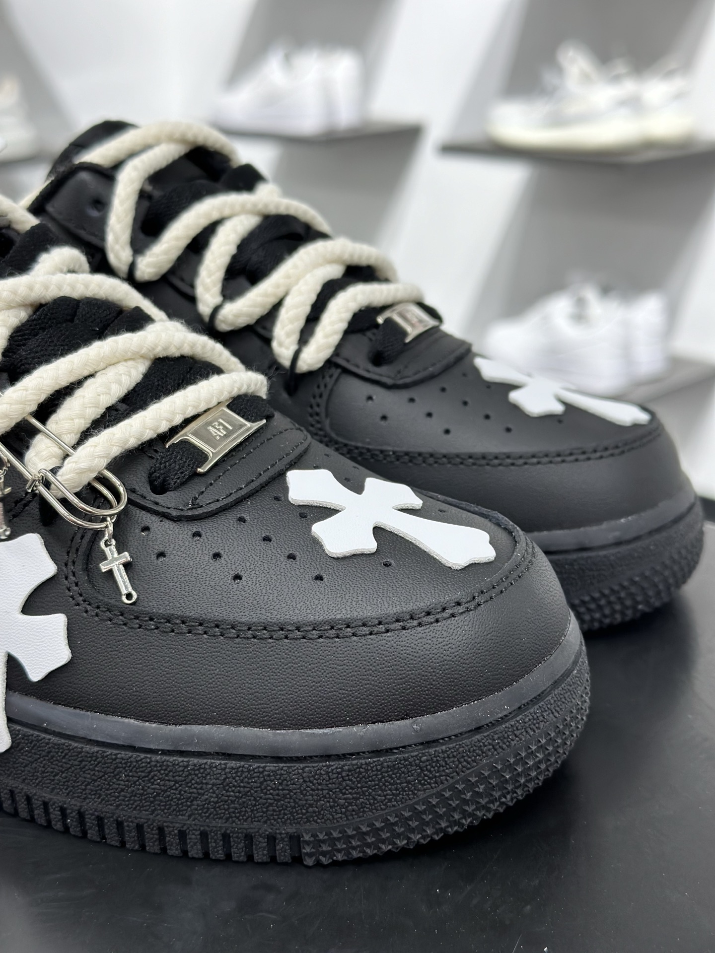 Nike Air Force 1 Low 克罗心 解构绑带 CW2288-111-Chinese wholesaler seller Clothes Bags handbags wholesale Shoes High Quatity wholesaler seller Cheap Sneakers from China Factory Chinese suppliers china wholesale clothing wholesaler seller Nike Air Force 1 Low 克罗心 解构绑带 CW2288-111