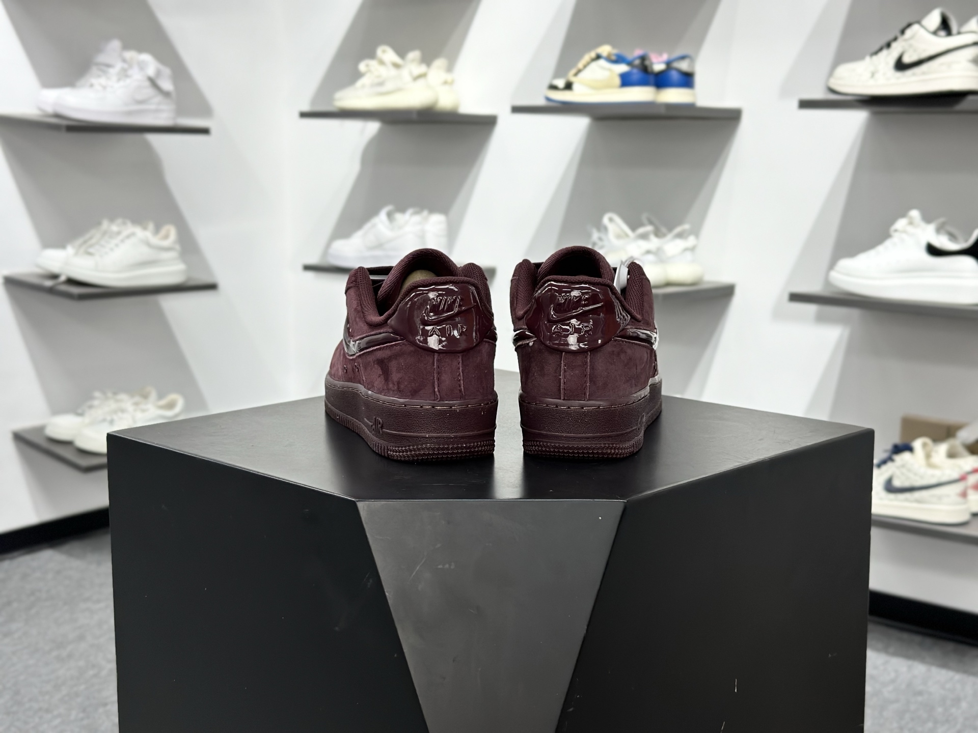 NIKE AIR FORCE 1 LOW “空军一号 低帮 运动鞋 休闲鞋 HV4406-600-Chinese wholesaler seller Clothes Bags handbags wholesale Shoes High Quatity wholesaler seller Cheap Sneakers from China Factory Chinese suppliers china wholesale clothing wholesaler seller NIKE AIR FORCE 1 LOW “空军一号 低帮 运动鞋 休闲鞋 HV4406-600