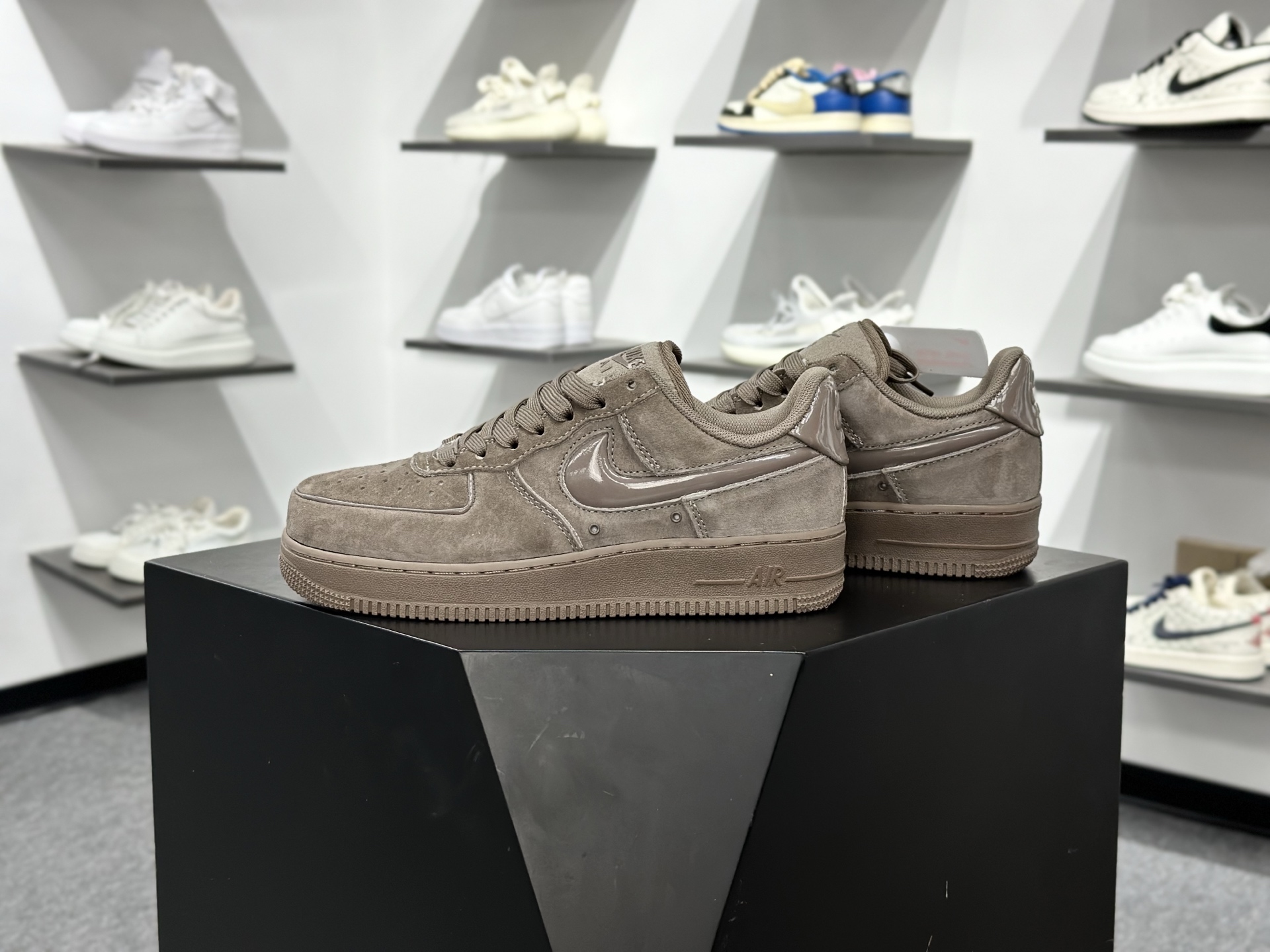 NIKE AIR FORCE 1 LOW “空军一号 低帮 运动鞋 休闲鞋 HV4406-200-Chinese wholesaler seller Clothes Bags handbags wholesale Shoes High Quatity wholesaler seller Cheap Sneakers from China Factory Chinese suppliers china wholesale clothing wholesaler seller NIKE AIR FORCE 1 LOW “空军一号 低帮 运动鞋 休闲鞋 HV4406-200