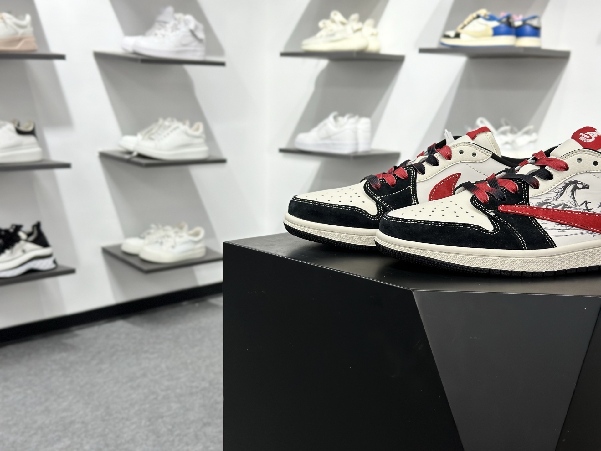 Nike Air Jordan 1 Low 定制配色 马年限定 定制AJ联名-高端定制 低帮复古文化板鞋 FC1688-253-Chinese wholesaler seller Clothes Bags handbags wholesale Shoes High Quatity wholesaler seller Cheap Sneakers from China Factory Chinese suppliers china wholesale clothing wholesaler seller Nike Air Jordan 1 Low 定制配色 马年限定 定制AJ联名-高端定制 低帮复古文化板鞋 FC1688-253
