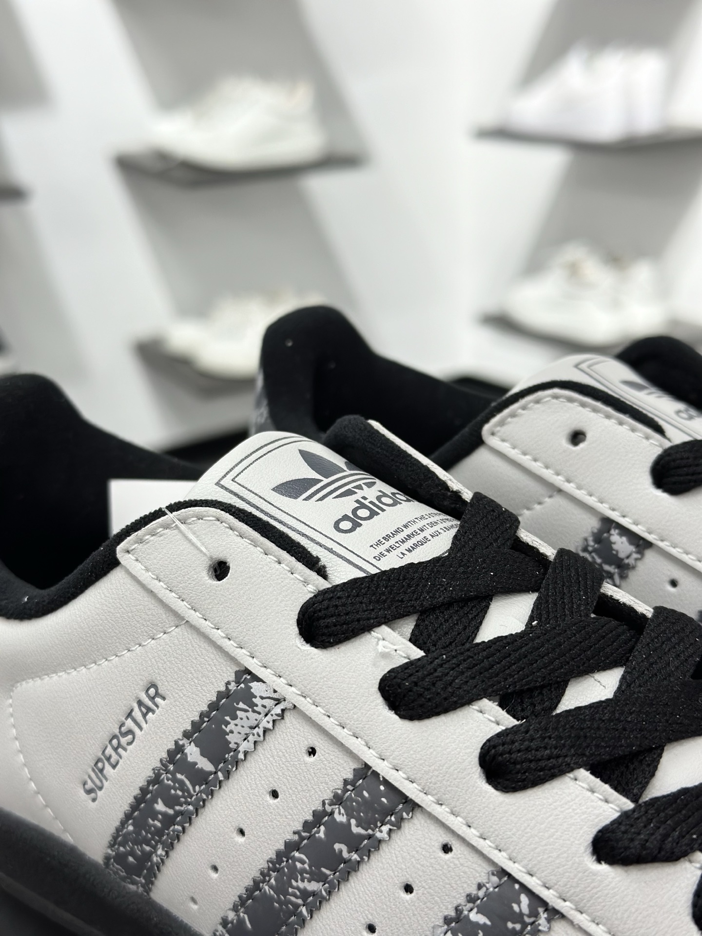 Adidas SUPERSTAR II 贝壳头 JP6059-Chinese wholesaler seller Clothes Bags handbags wholesale Shoes High Quatity wholesaler seller Cheap Sneakers from China Factory Chinese suppliers china wholesale clothing wholesaler seller Adidas SUPERSTAR II 贝壳头 JP6059