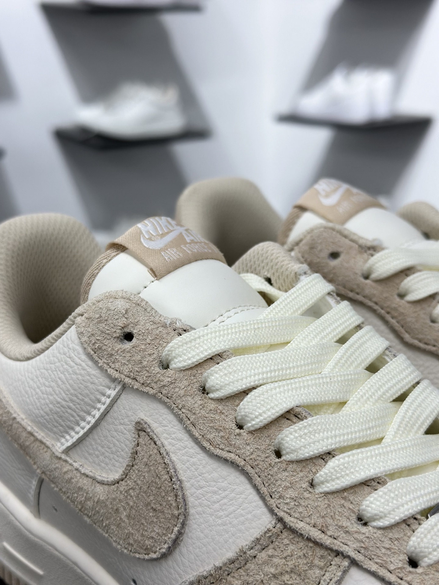 Nike Air Force 1 Low 马毛灰白 HQ3905-001-Chinese wholesaler seller Clothes Bags handbags wholesale Shoes High Quatity wholesaler seller Cheap Sneakers from China Factory Chinese suppliers china wholesale clothing wholesaler seller Nike Air Force 1 Low 马毛灰白 HQ3905-001