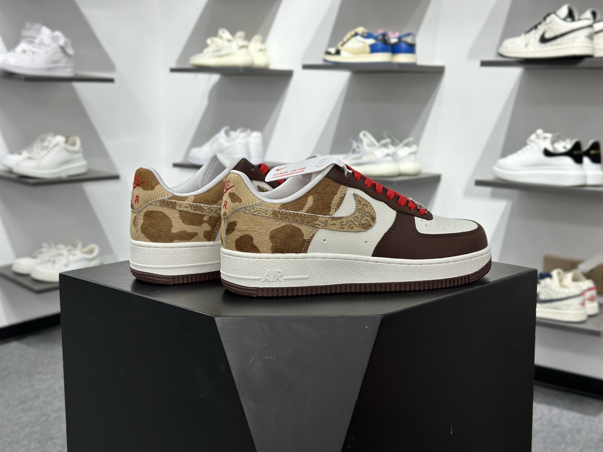 Nike Air Force 1‘07 Low 马年限定 空军一号低帮休闲板鞋 IQ1119-100-Chinese wholesaler seller Clothes Bags handbags wholesale Shoes High Quatity wholesaler seller Cheap Sneakers from China Factory Chinese suppliers china wholesale clothing wholesaler seller Nike Air Force 1‘07 Low 马年限定 空军一号低帮休闲板鞋 IQ1119-100