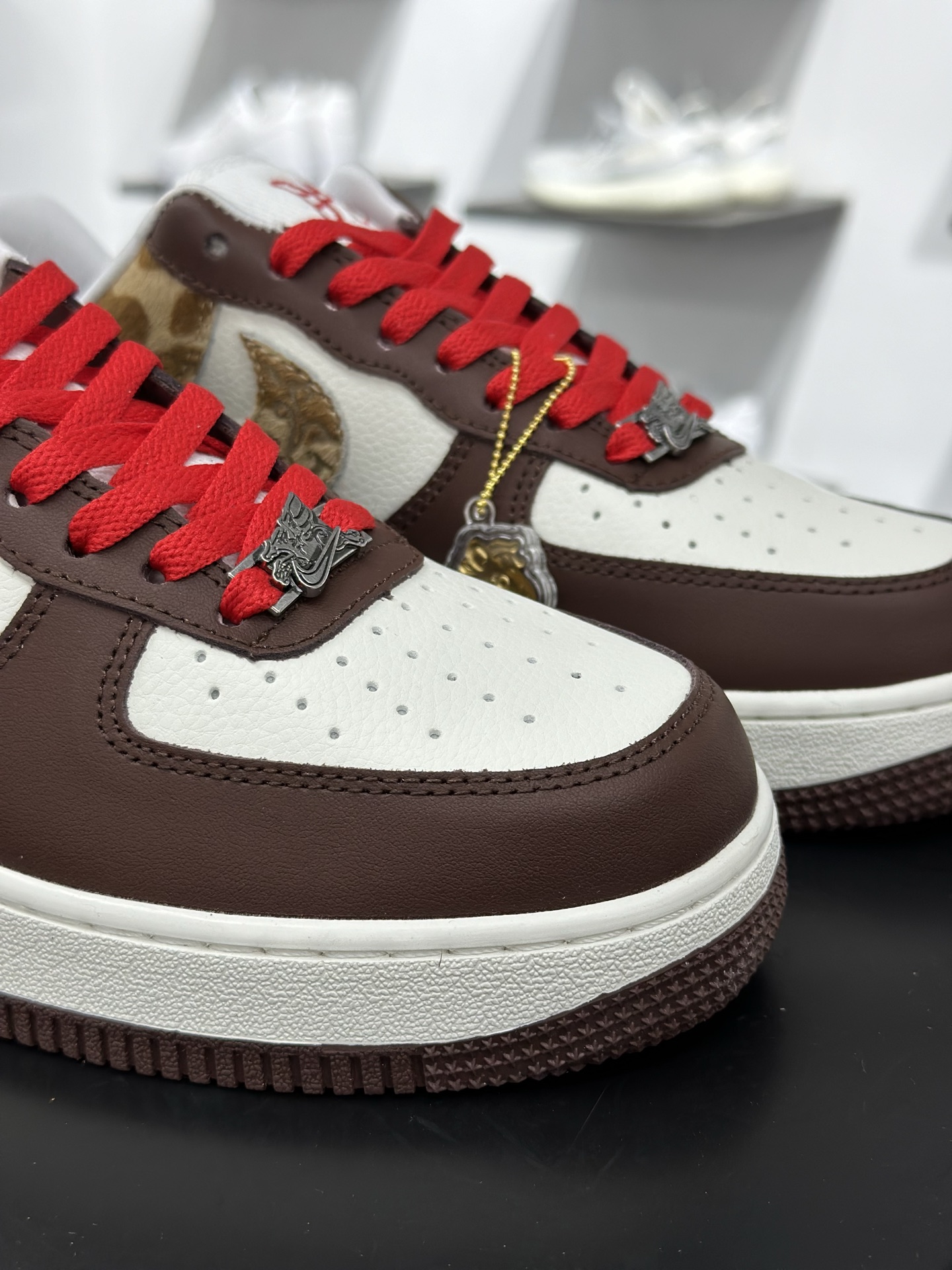 Nike Air Force 1‘07 Low 马年限定 空军一号低帮休闲板鞋 IQ1119-100-Chinese wholesaler seller Clothes Bags handbags wholesale Shoes High Quatity wholesaler seller Cheap Sneakers from China Factory Chinese suppliers china wholesale clothing wholesaler seller Nike Air Force 1‘07 Low 马年限定 空军一号低帮休闲板鞋 IQ1119-100