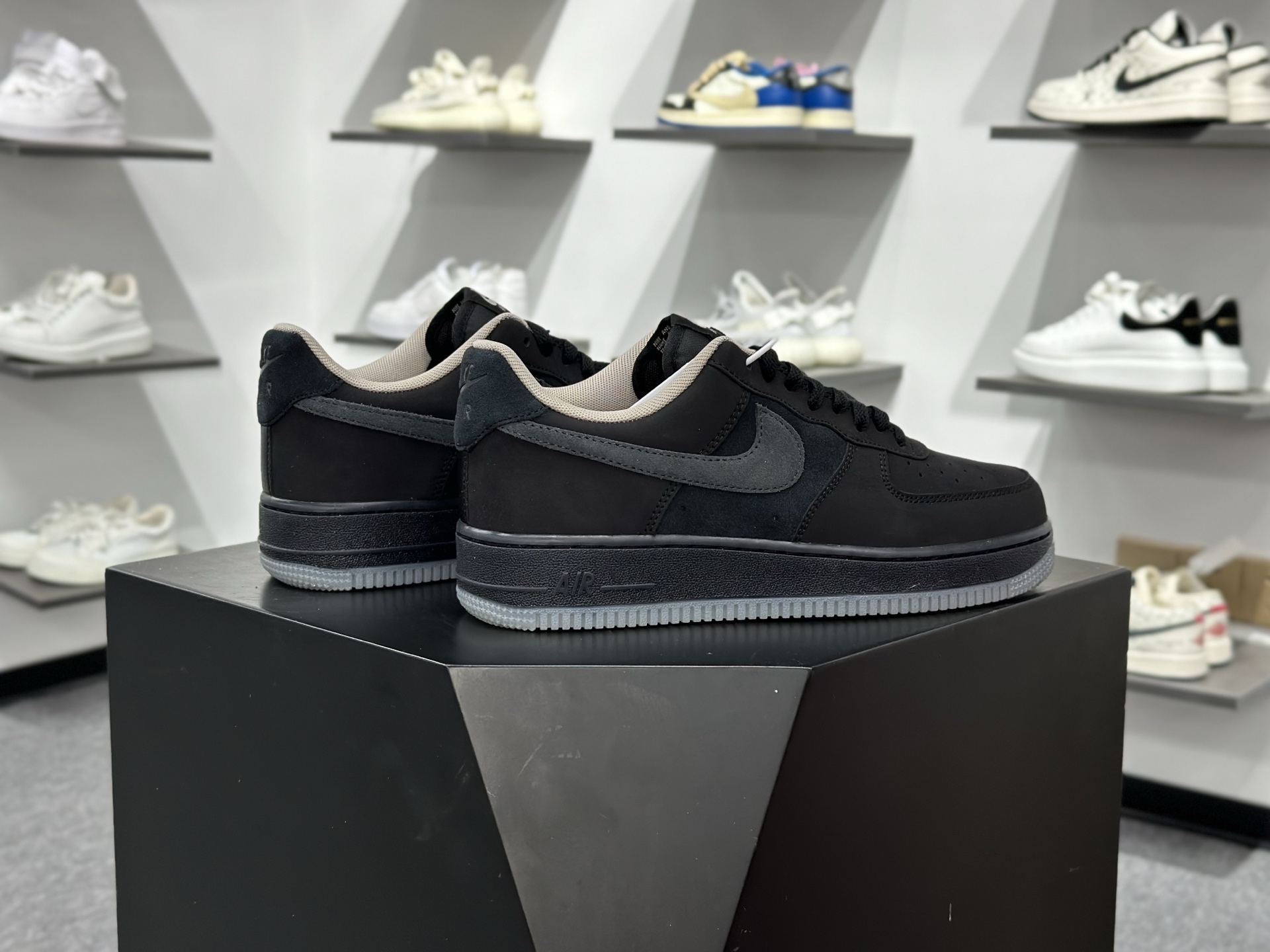 Nike Air Force 1 Low 07 黑灰 IQ9791-001-Chinese wholesaler seller Clothes Bags handbags wholesale Shoes High Quatity wholesaler seller Cheap Sneakers from China Factory Chinese suppliers china wholesale clothing wholesaler seller Nike Air Force 1 Low 07 黑灰 IQ9791-001