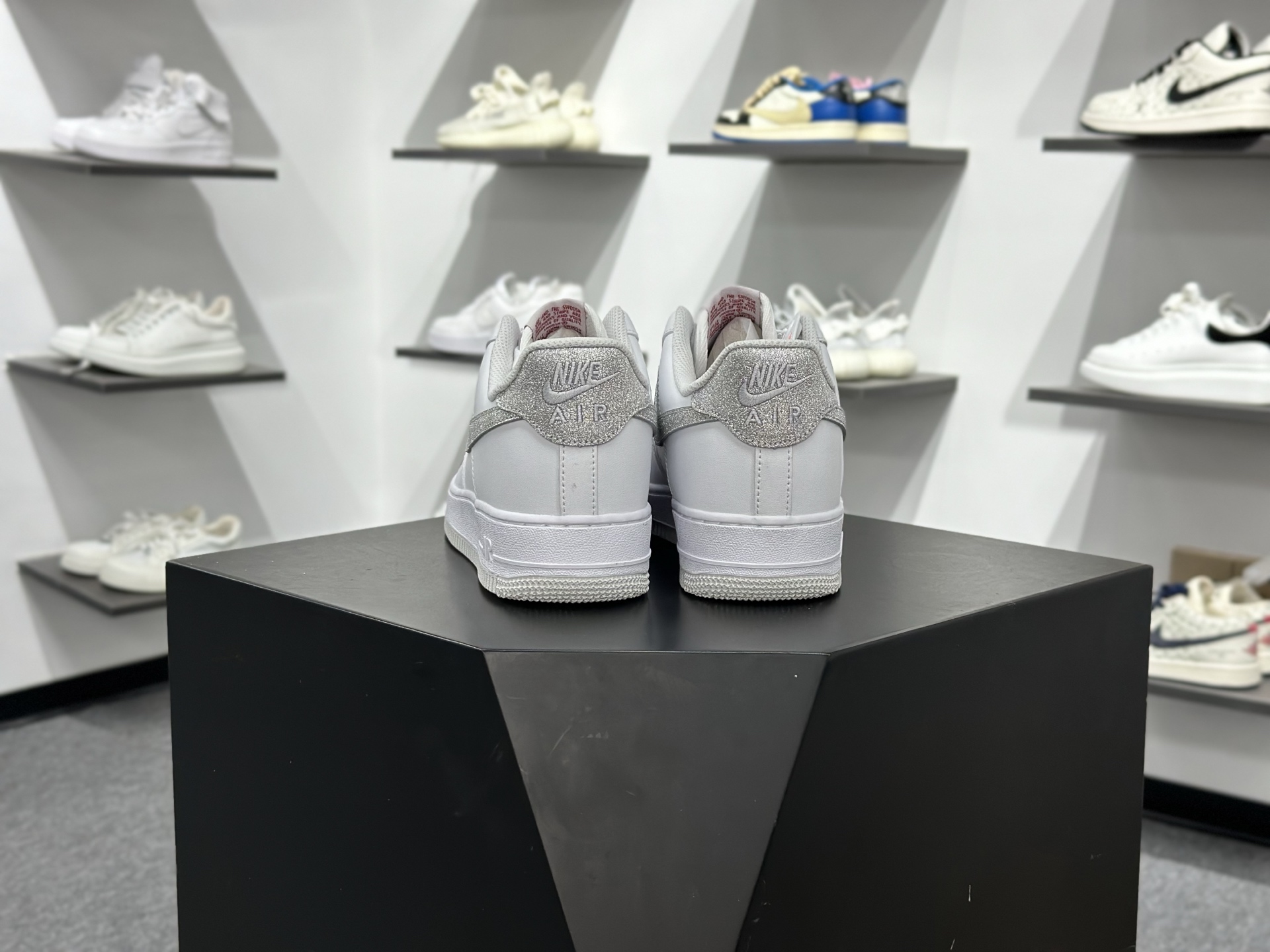 Air Force 1 Low 永不止步 黑白橙解构 经典休闲运动板鞋 ZH0316-156-Chinese wholesaler seller Clothes Bags handbags wholesale Shoes High Quatity wholesaler seller Cheap Sneakers from China Factory Chinese suppliers china wholesale clothing wholesaler seller Air Force 1 Low 永不止步 黑白橙解构 经典休闲运动板鞋 ZH0316-156