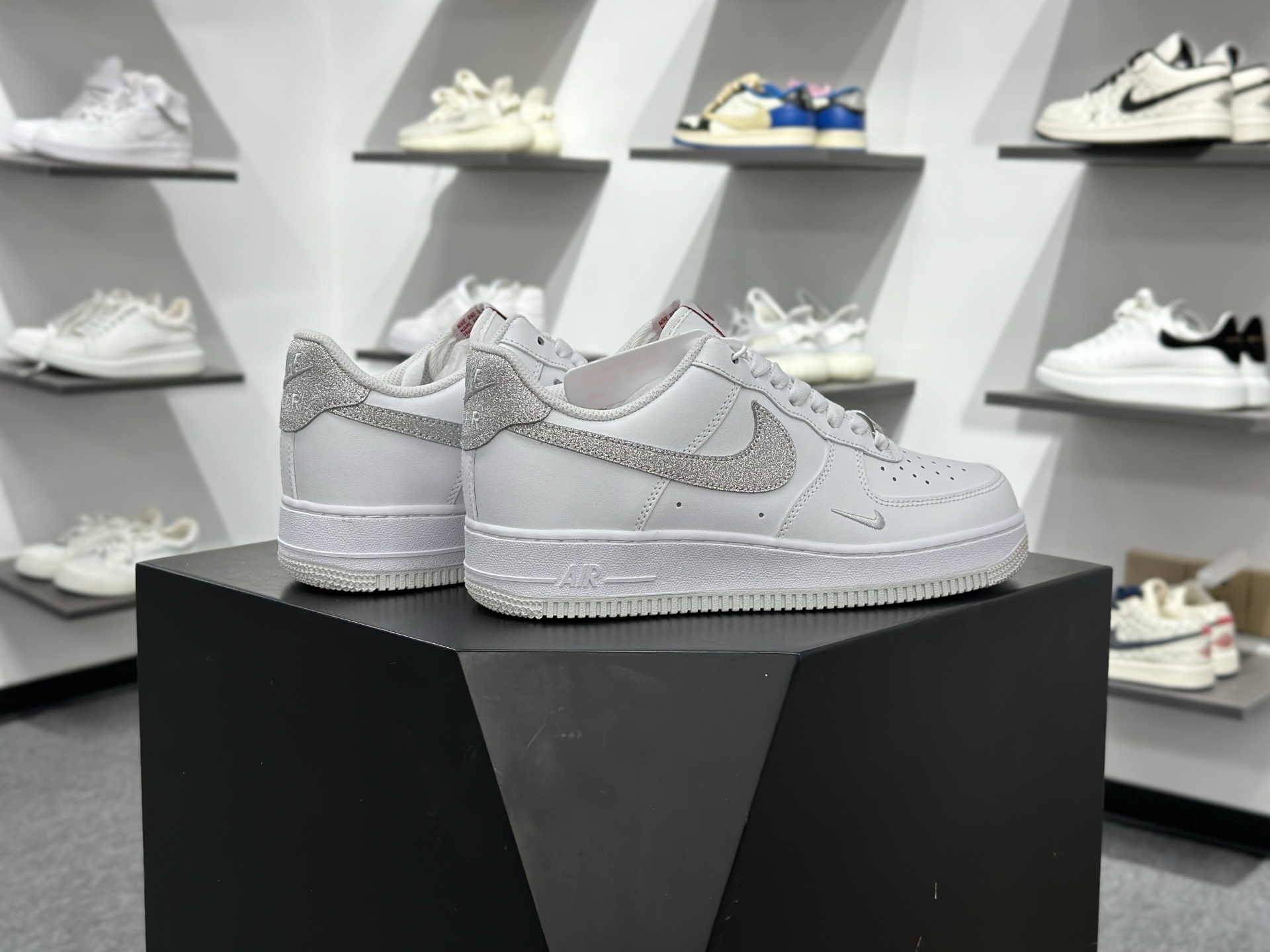 Air Force 1 Low 永不止步 黑白橙解构 经典休闲运动板鞋 ZH0316-156-Chinese wholesaler seller Clothes Bags handbags wholesale Shoes High Quatity wholesaler seller Cheap Sneakers from China Factory Chinese suppliers china wholesale clothing wholesaler seller Air Force 1 Low 永不止步 黑白橙解构 经典休闲运动板鞋 ZH0316-156