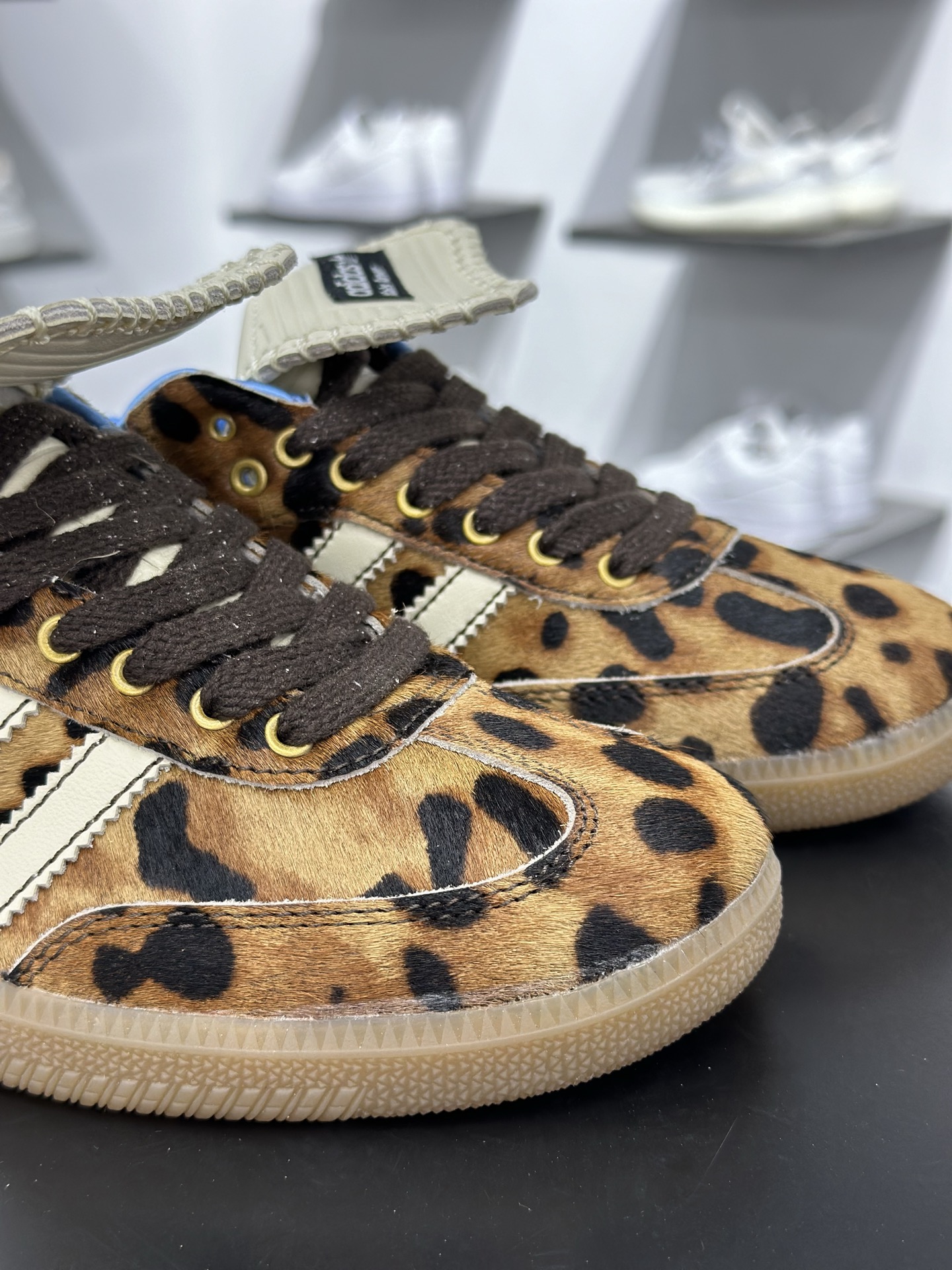 Wales Bonner x AD 阿迪 Samba 桑巴联名款 低帮休闲板鞋 IE0578-Top High Quatity Cheap Sneakers Fashion Clothing Clothes Bags handbags Shoes of all Brand wholesale With The best Quality And Beautiful Price from China Factory Chinese suppliers wholesaler seller Wales Bonner x AD 阿迪 Samba 桑巴联名款 低帮休闲板鞋 IE0578